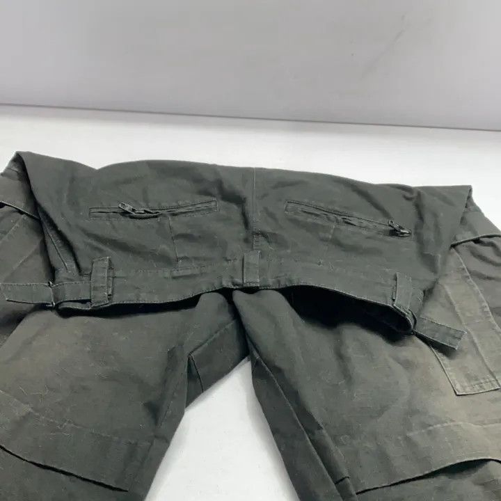 Balenciaga Balenciaga Black Raw Low Waist Cargo Pants 0079-2507 Size US 44 / EU 60 - 1 Thumbnail
