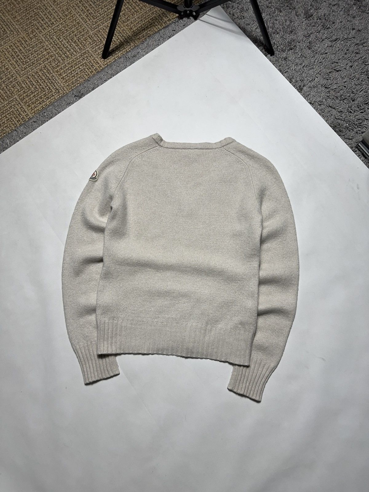 Moncler Moncler Maglione Tricot Scollo A V Wool Sweater Size L / US 10 / IT 46 - 8 Thumbnail