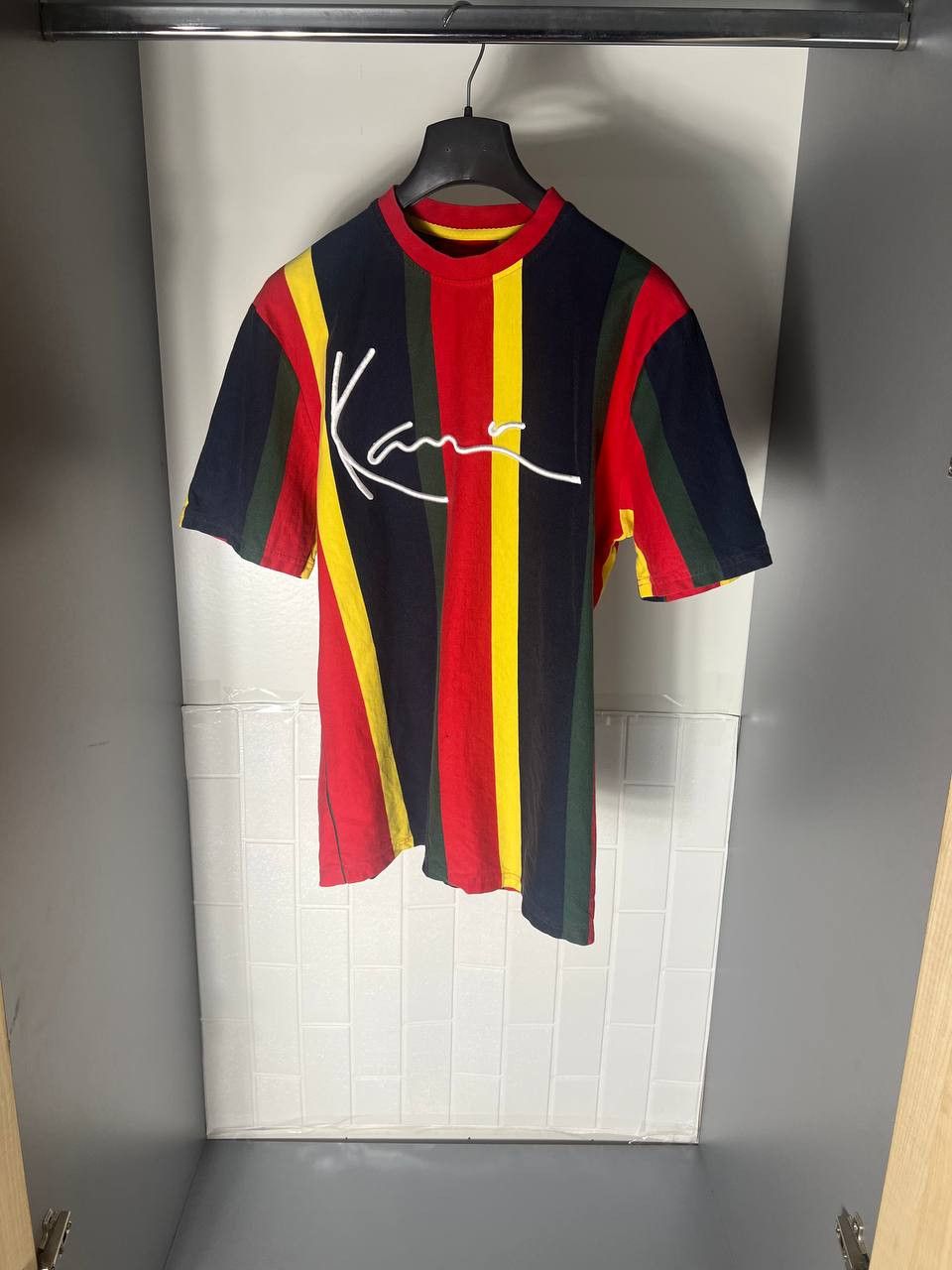 Karl Kani VINTAGE KARL KANI BIG LOGO T-SHIRT DESIGNER RETRO Y2K 90s Size US S / EU 44-46 / 1 - 3 Thumbnail