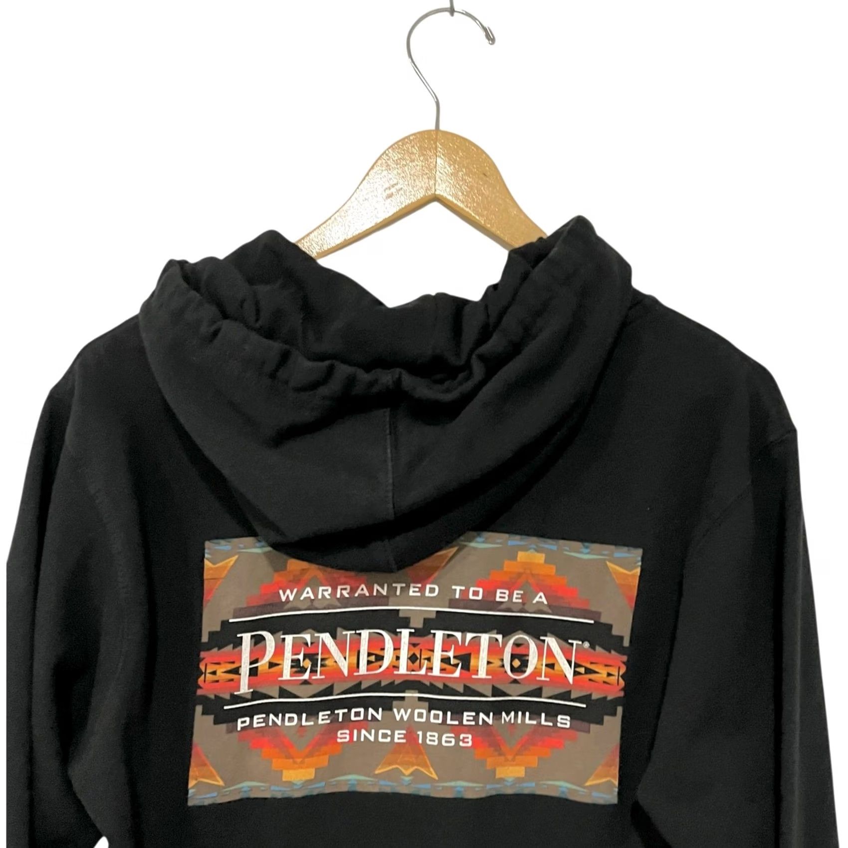 Pendleton Pendleton Hooded Sweatshirt Black Aztec Graphic Pullover Adult Sz S Hoodie Unisex Regular Long Sleeve Cotton Blend Fall Winter Spring Mens Womens Size US S / EU 44-46 / 1 - 2 Thumbnail