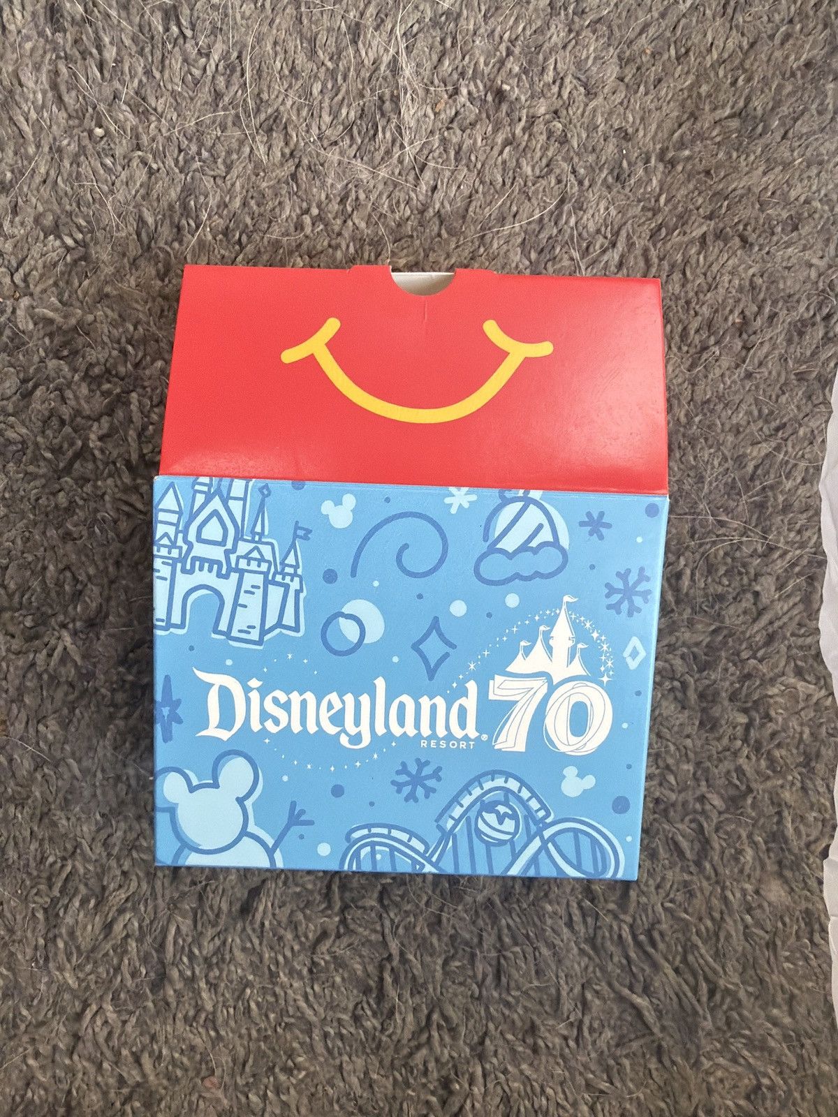Disney 2025 McDonald’s Disneyland Resort Figures Size ONE SIZE - 6 Thumbnail