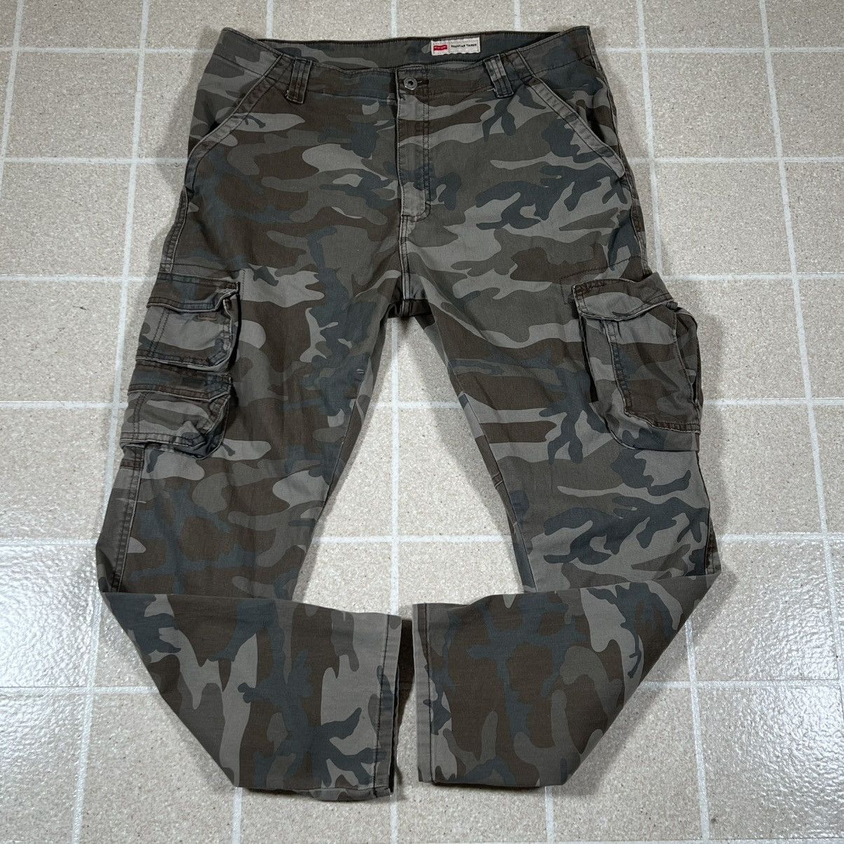 Wrangler Wrangler Pants Green Camo Cargo Regular Taper Hunting Size US 36 / EU 52 - 1 Thumbnail