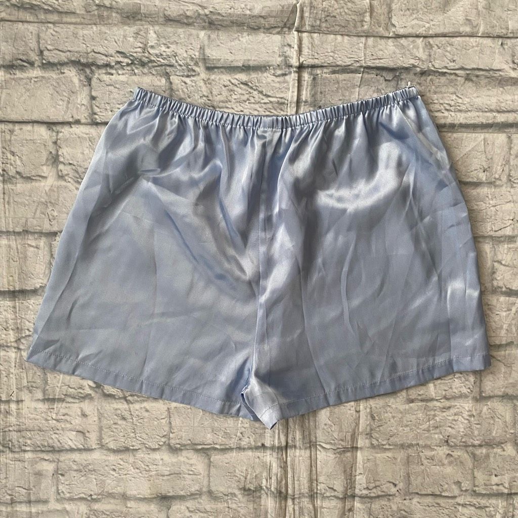 Jones New York Jones New York women L short sleeve and shorts satin pajama Size ONE SIZE - 8 Thumbnail