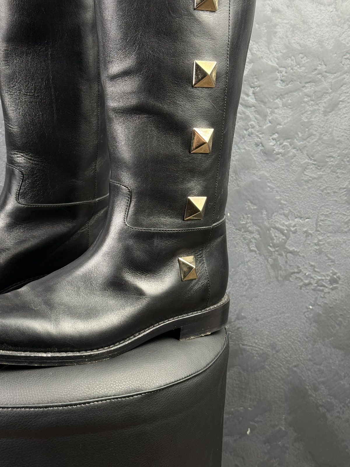 Valentino Valentino Garavani Rockstud Black Leather Women’s Knee Boots Size US 8 / IT 38 - 3 Thumbnail