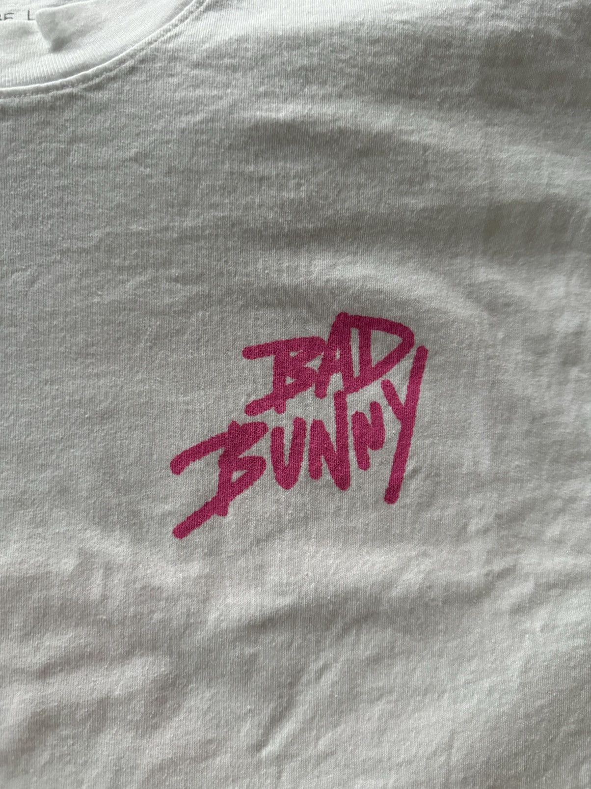 Other Bad Bunny Most Wanted Merch Tee NSLQVPM Size US XL / EU 56 / 4 - 2 Thumbnail