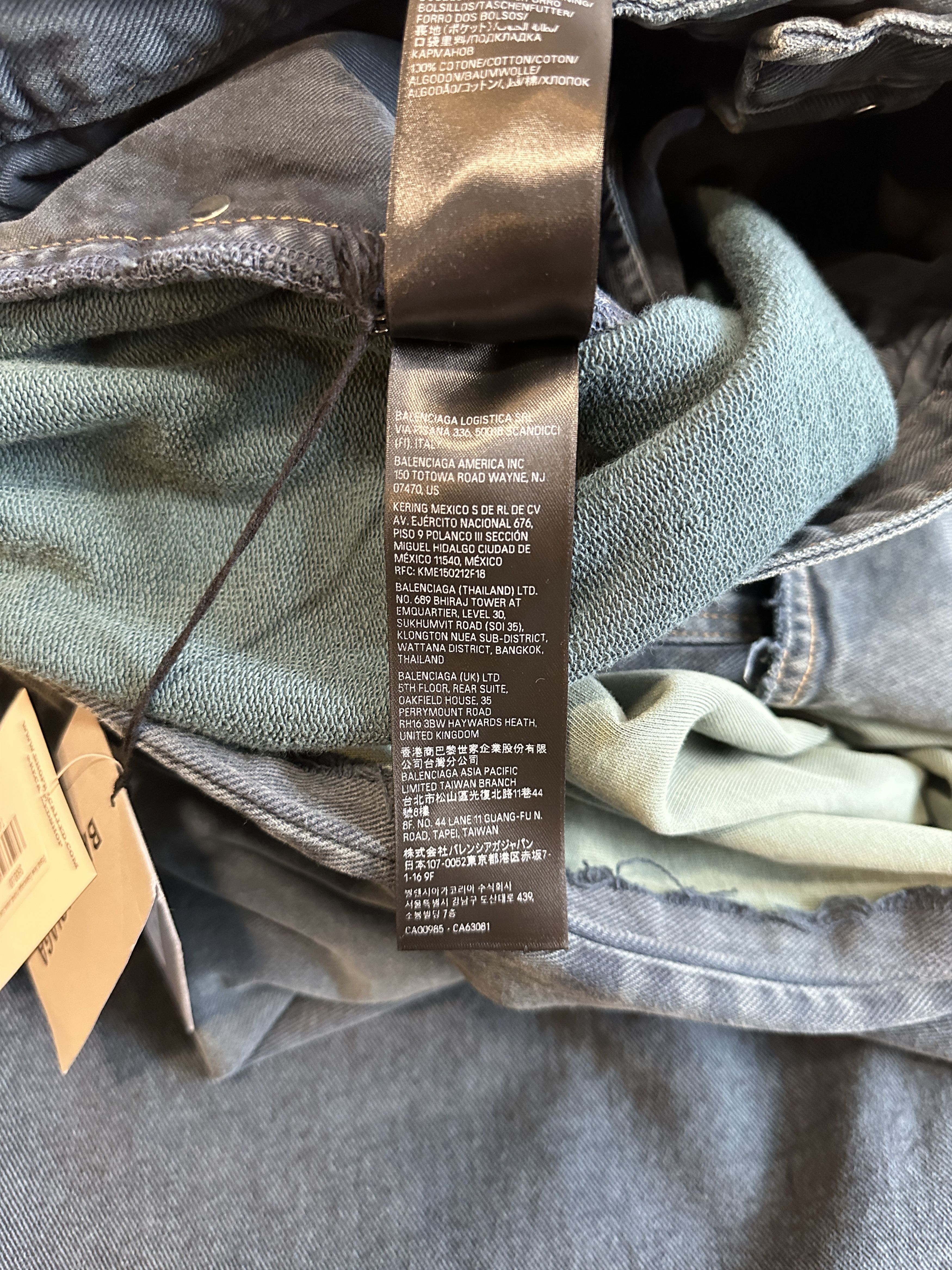 Balenciaga Brand New Balenciaga Hybrid Denim Size US 33 - 7 Thumbnail