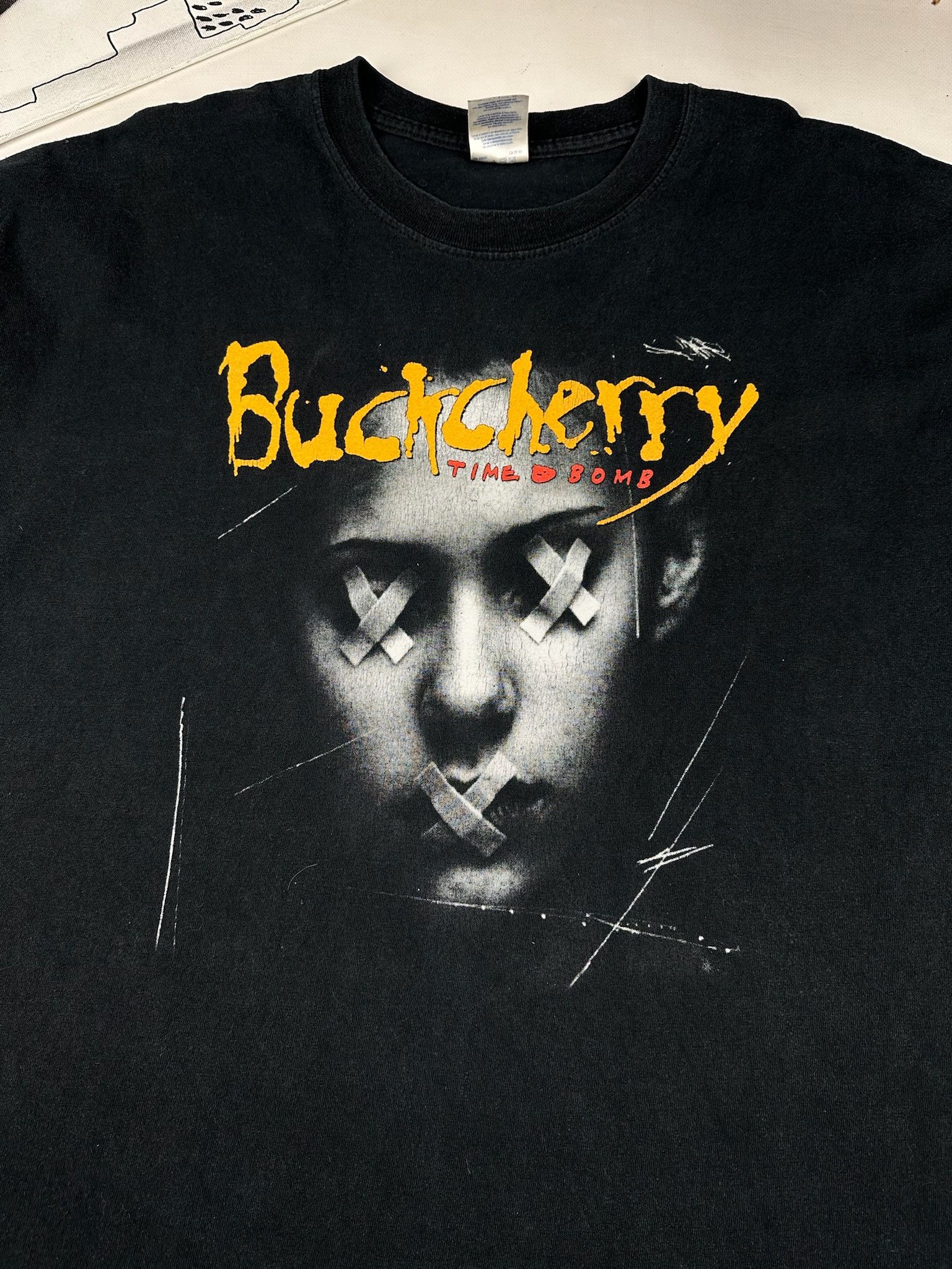 Vintage Vintage buckcherry time bomb t shirt early 2000s Size US XL / EU 56 / 4 - 2 Thumbnail