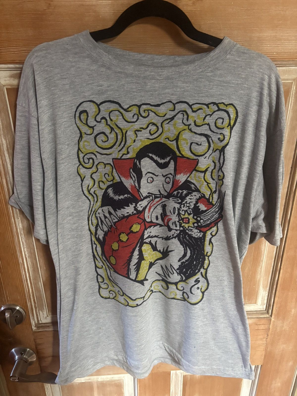 Vintage Dracula vs. Vlad the Impaler Size US XL / EU 56 / 4 - 1 Thumbnail