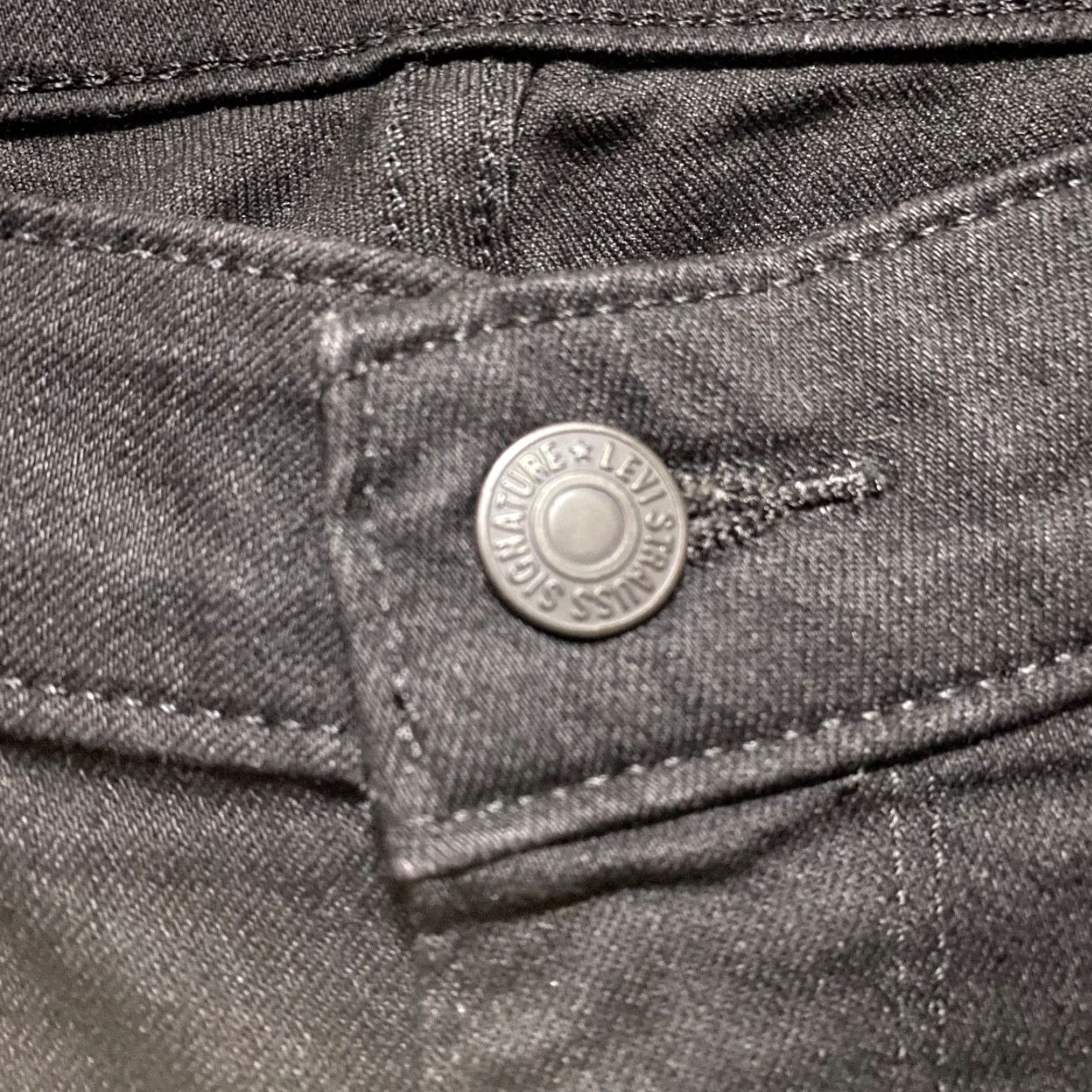 Levi's Levi's Jeans Womens 14 Black Dark Wash High Rise Skinny Denim Stretch Modern 90s? (if 90s not in original) Size 36" / US 14 / IT 50 - 4 Thumbnail