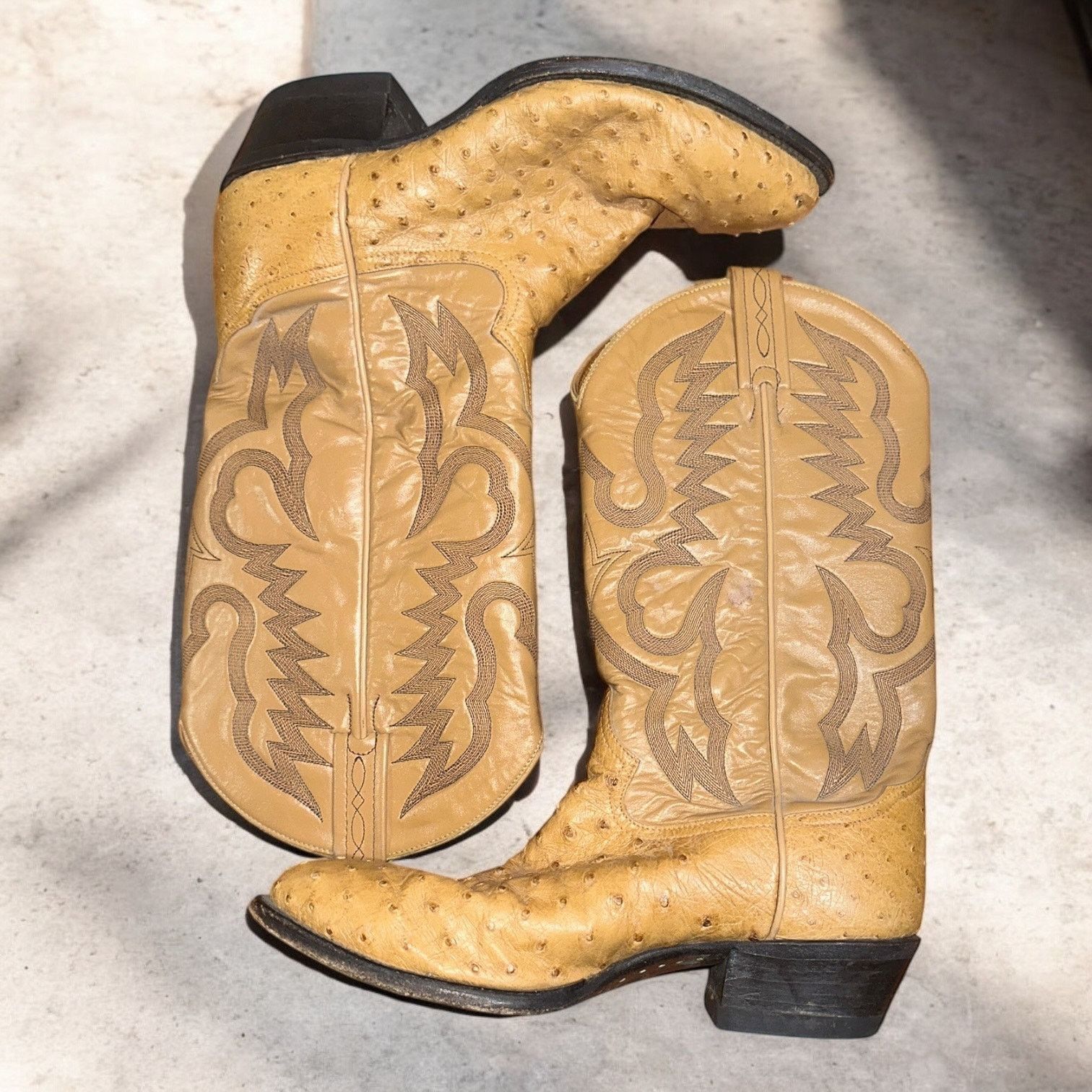 Tony Lama Vintage Tony Lama Full Quill Ostrich Cowboy Boots - Men’s 9D Size US 9 / EU 42 - 2 Thumbnail