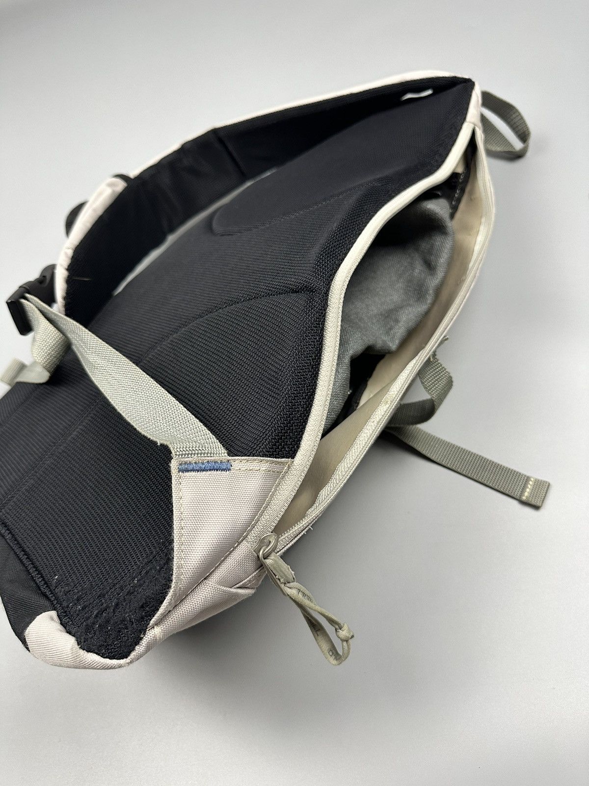 O'Neill Vintage Surf O’neill Cross Body Bagpacks Size ONE SIZE - 8 Thumbnail