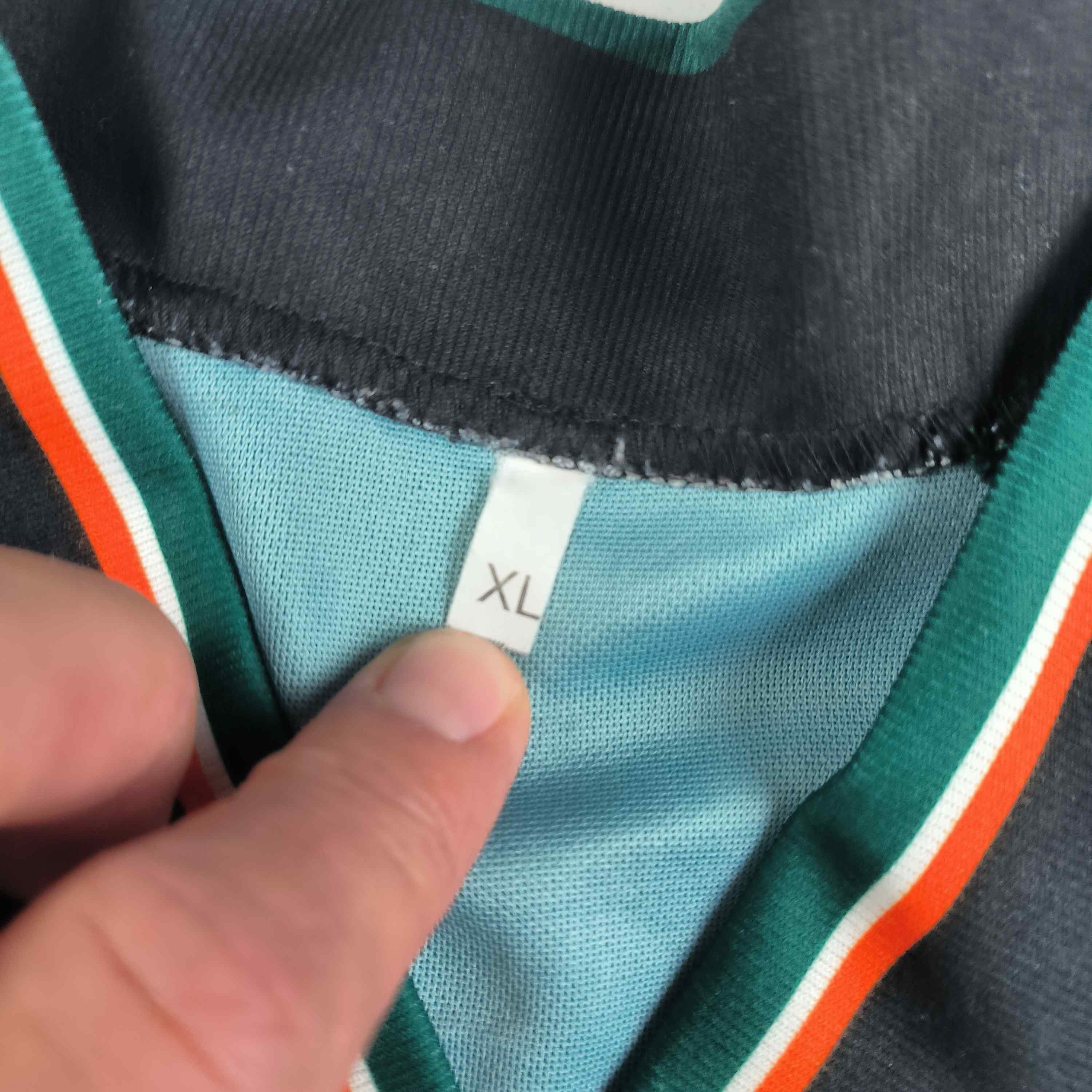 Other Venezia 1998-2000 Kronos training football jersey size XL Size US XL / EU 56 / 4 - 5 Thumbnail