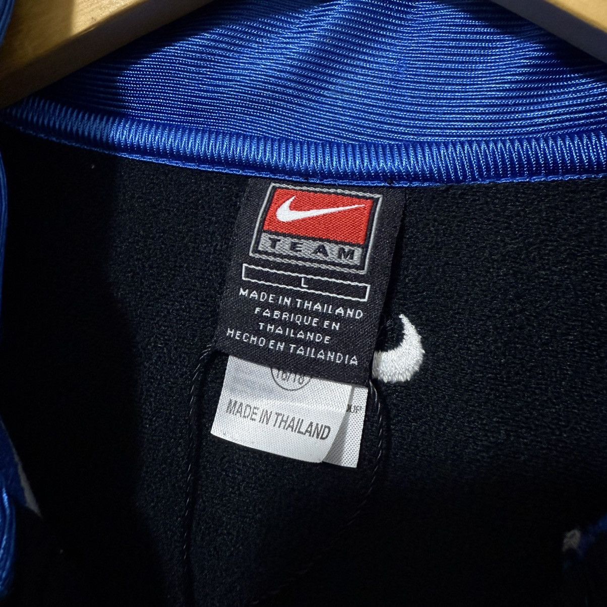 NBA × Nike × Supreme Vintage nike nba spell out track top Size US S / EU 44-46 / 1 - 8 Thumbnail