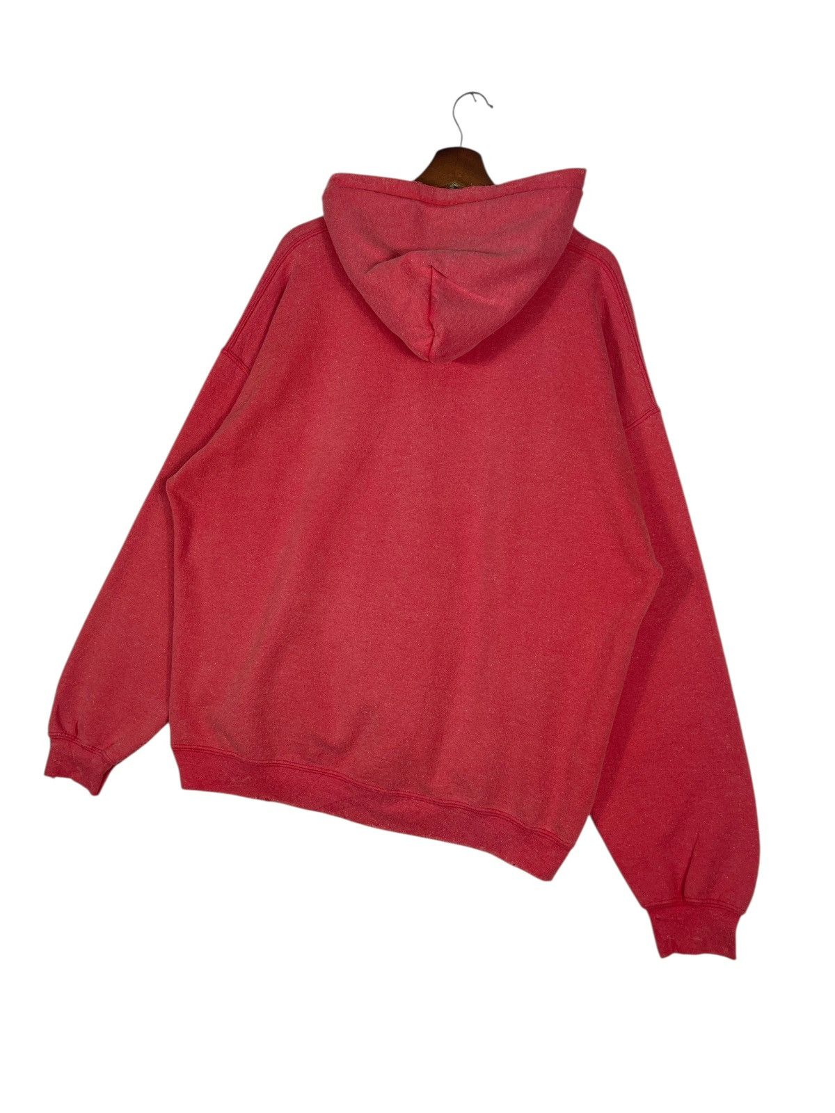 Liberaiders Liberaiders Red Distress Logo Hoodie XL Size US XL / EU 56 / 4 - 14 Thumbnail