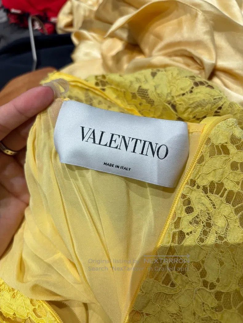 Valentino Valentino Lace dress Size M / US 6-8 / IT 42-44 - 4 Thumbnail