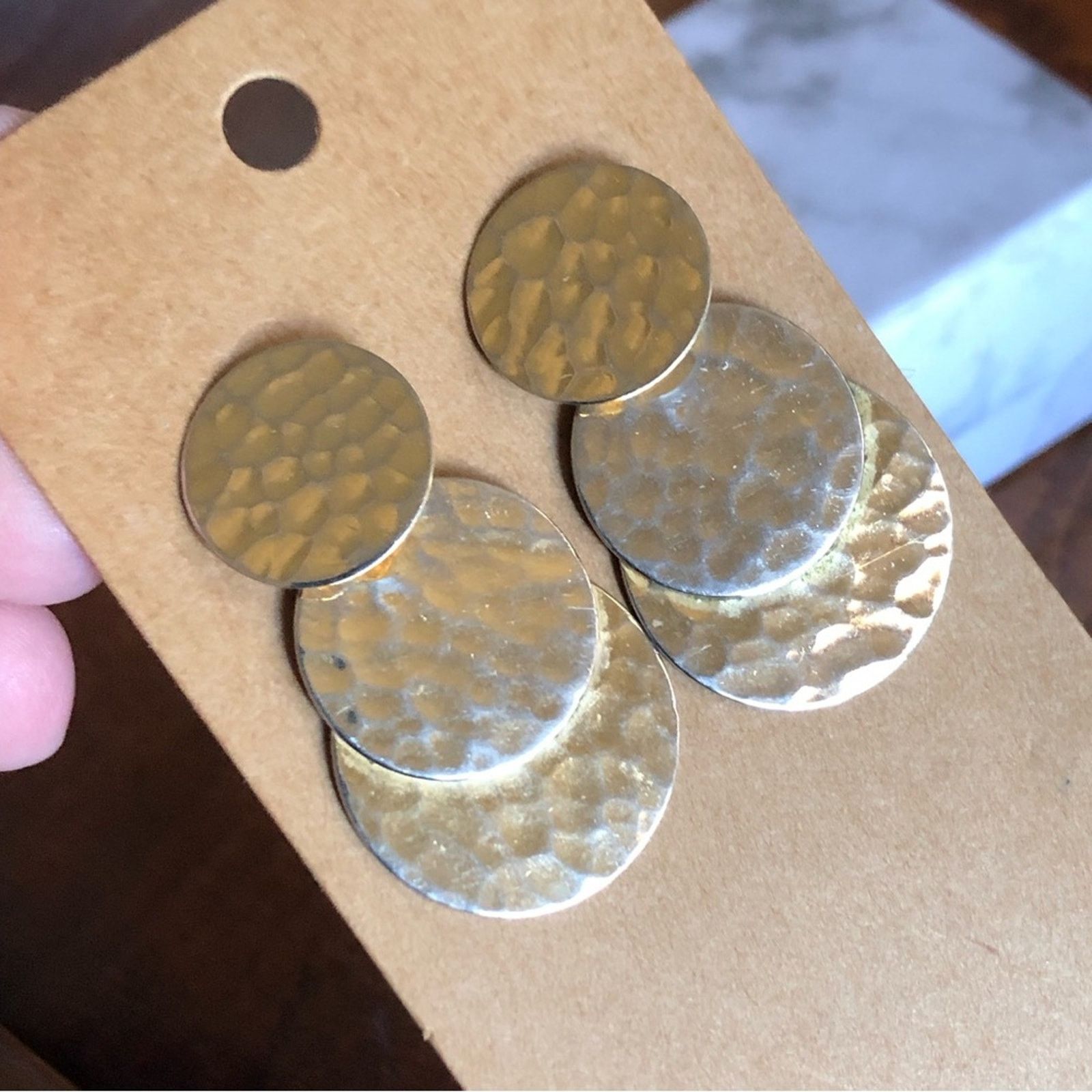 Vintage Vintage hammered graduated overlap gold plated earrings Size ONE SIZE - 1 Thumbnail