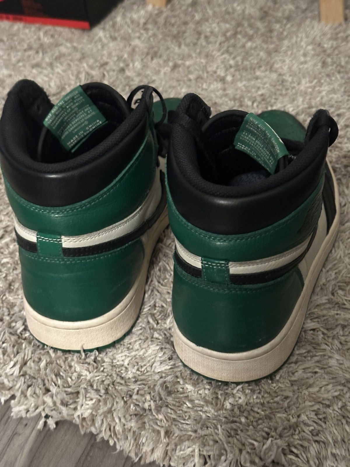 Nike Nike Air Jordan Retro High OG Pine Green Size US 10 / EU 43 - 4 Thumbnail