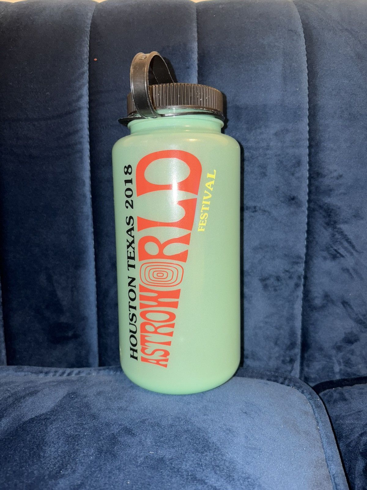 Travis Scott Astroworld 2018 Glow in the Dark Water Bottle