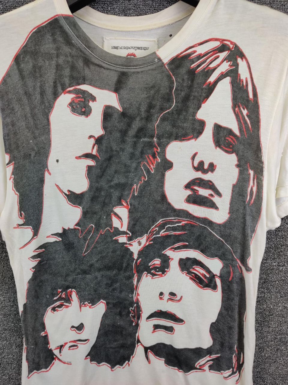 Band Tees Vintage Thrashed The Rolling Stone Distressed Tee Tshirt Size US M / EU 48-50 / 2 - 2 Thumbnail
