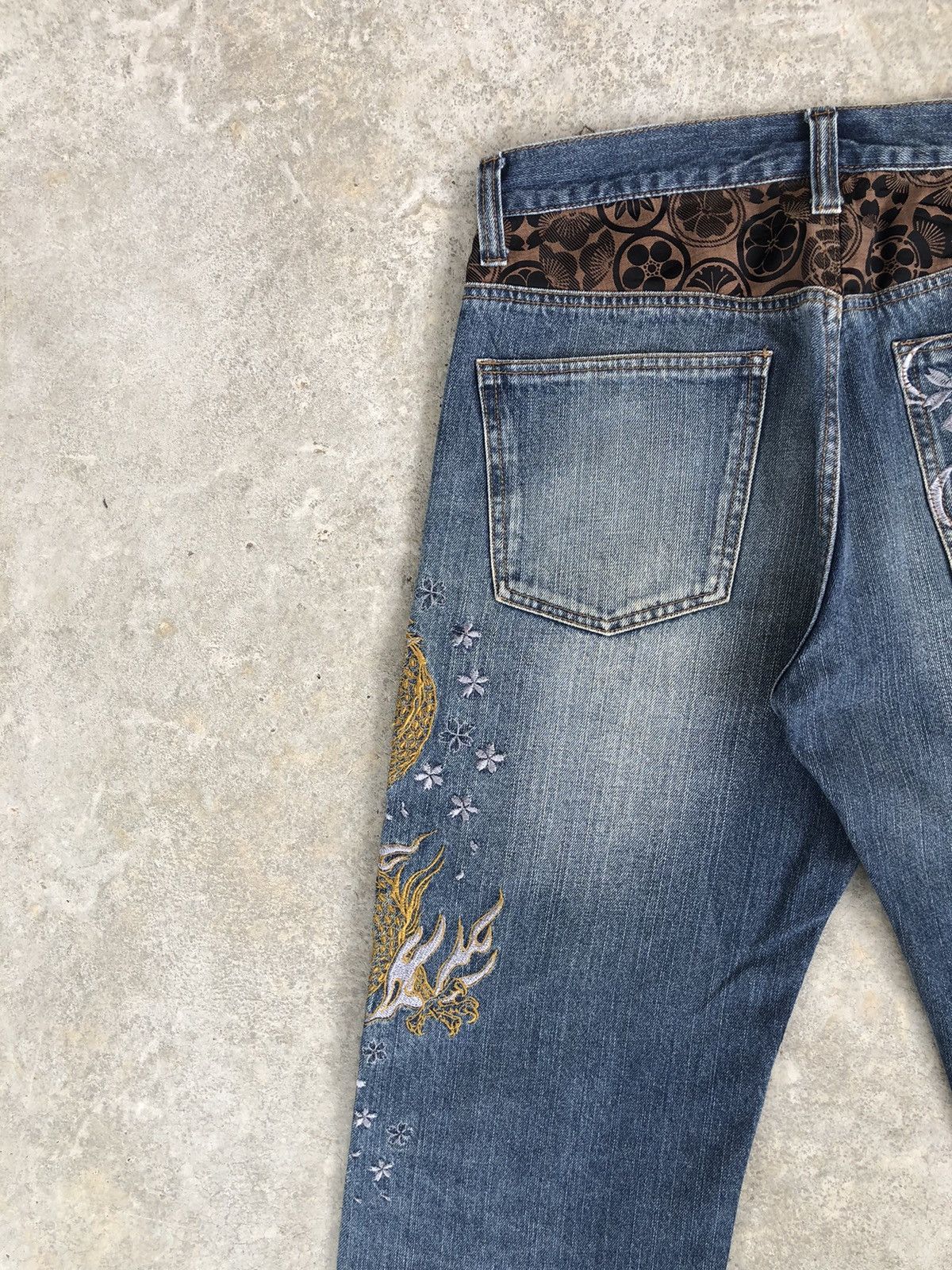 Japanese Brand Japanese Buden Dragon Embroidered Jeans Distressed Size US 32 / EU 48 - 9 Thumbnail