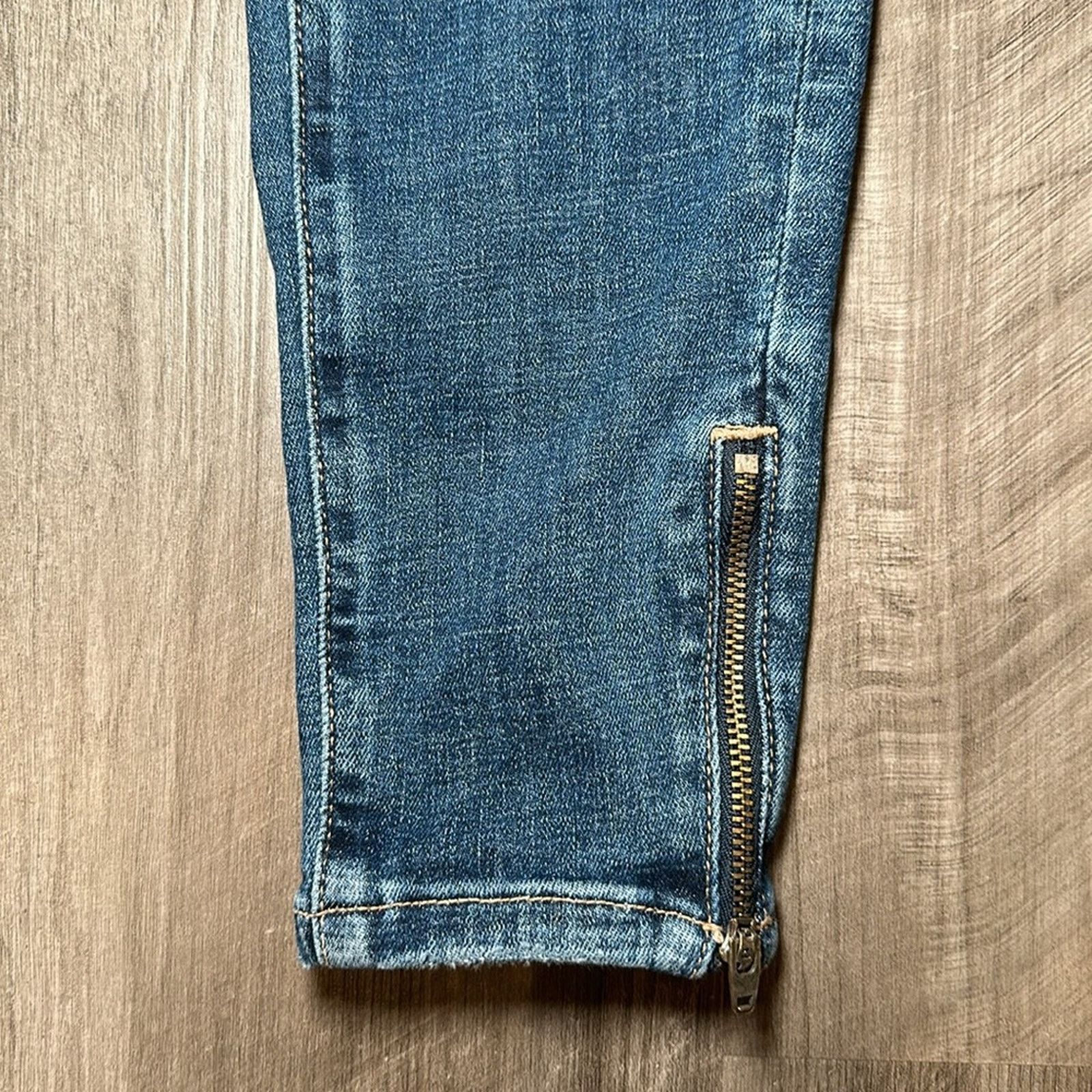 American Eagle Outfitters American Eagle Next Level Cargo Hi-Rise Jegging - 000S Size 24" / US 00 / IT 34 - 4 Thumbnail