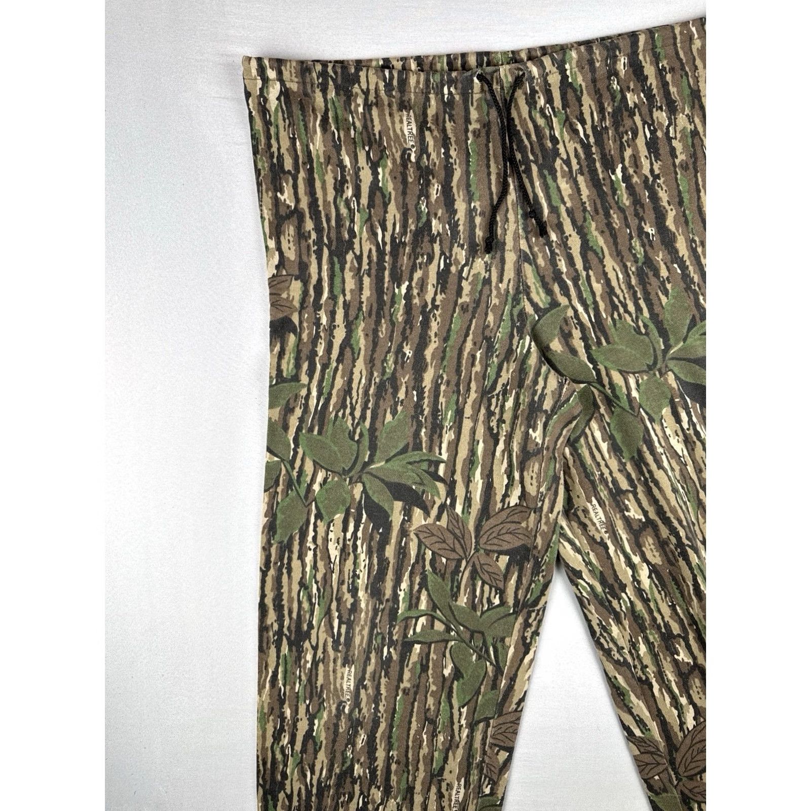 Vintage VINTAGE Realtree Camo Sweatpants USA Made Hunting Joggers L Mens Size US 33 - 5 Thumbnail