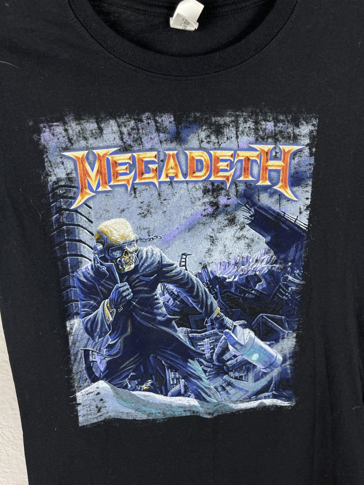 Band Tees Gildan vintage Megadeath World tour 2013 band tee shirt Size L / US 10 / IT 46 - 4 Thumbnail