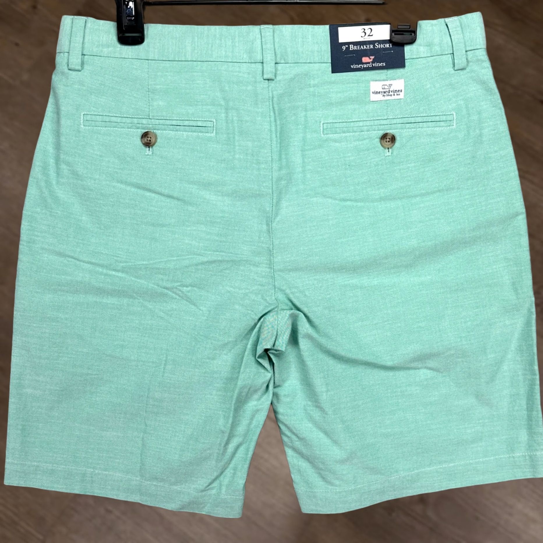 Vineyard Vines VINTAGE? No — Vineyard Vines Khakis Shorts Men 32X9 Flat Front Pockets Aqua Green Casual Size US 32 / EU 48 - 1 Thumbnail