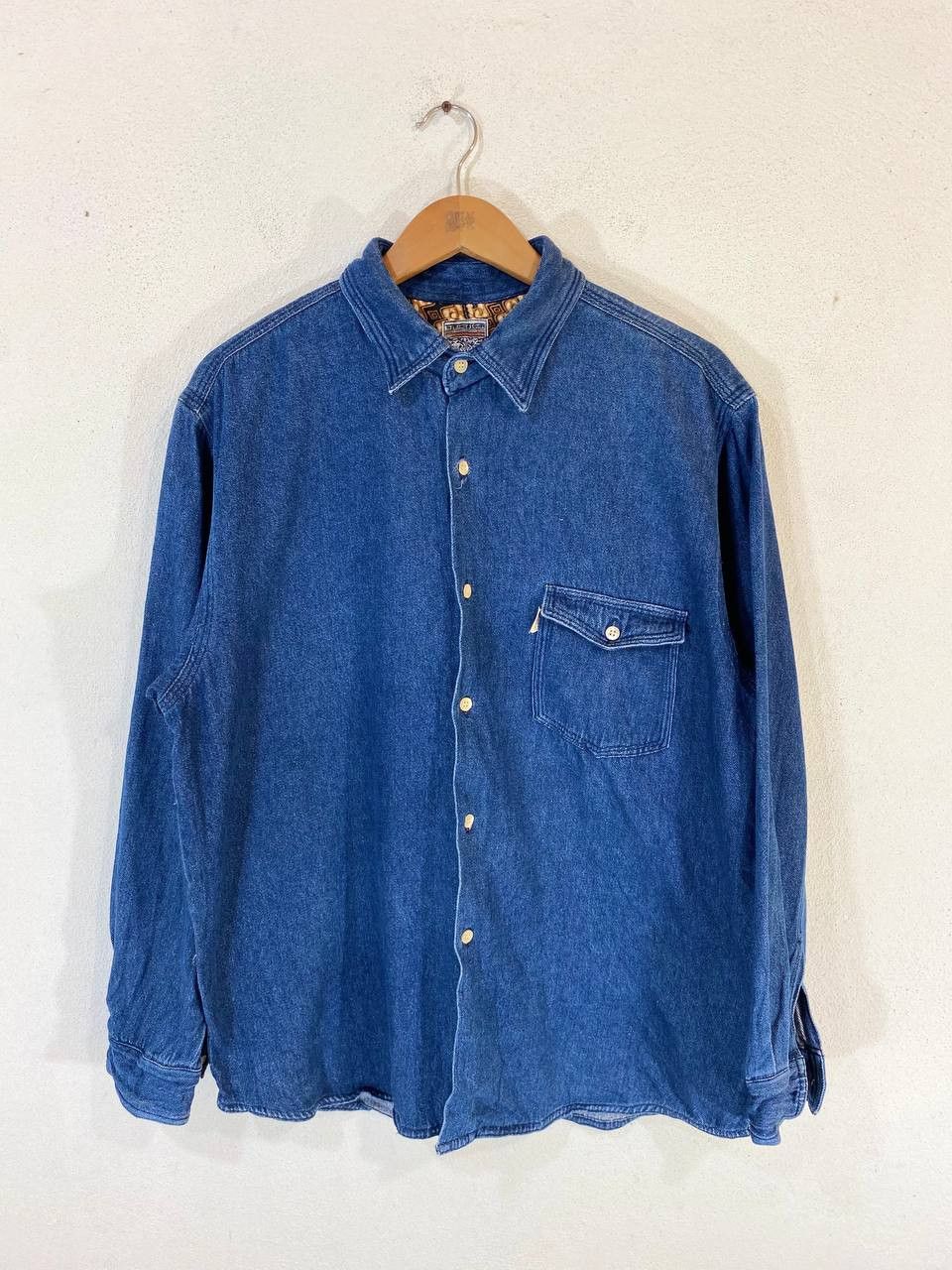 Vintage vintage mega bali batik denim shirt very nice design Size US XL / EU 56 / 4 - 2 Thumbnail