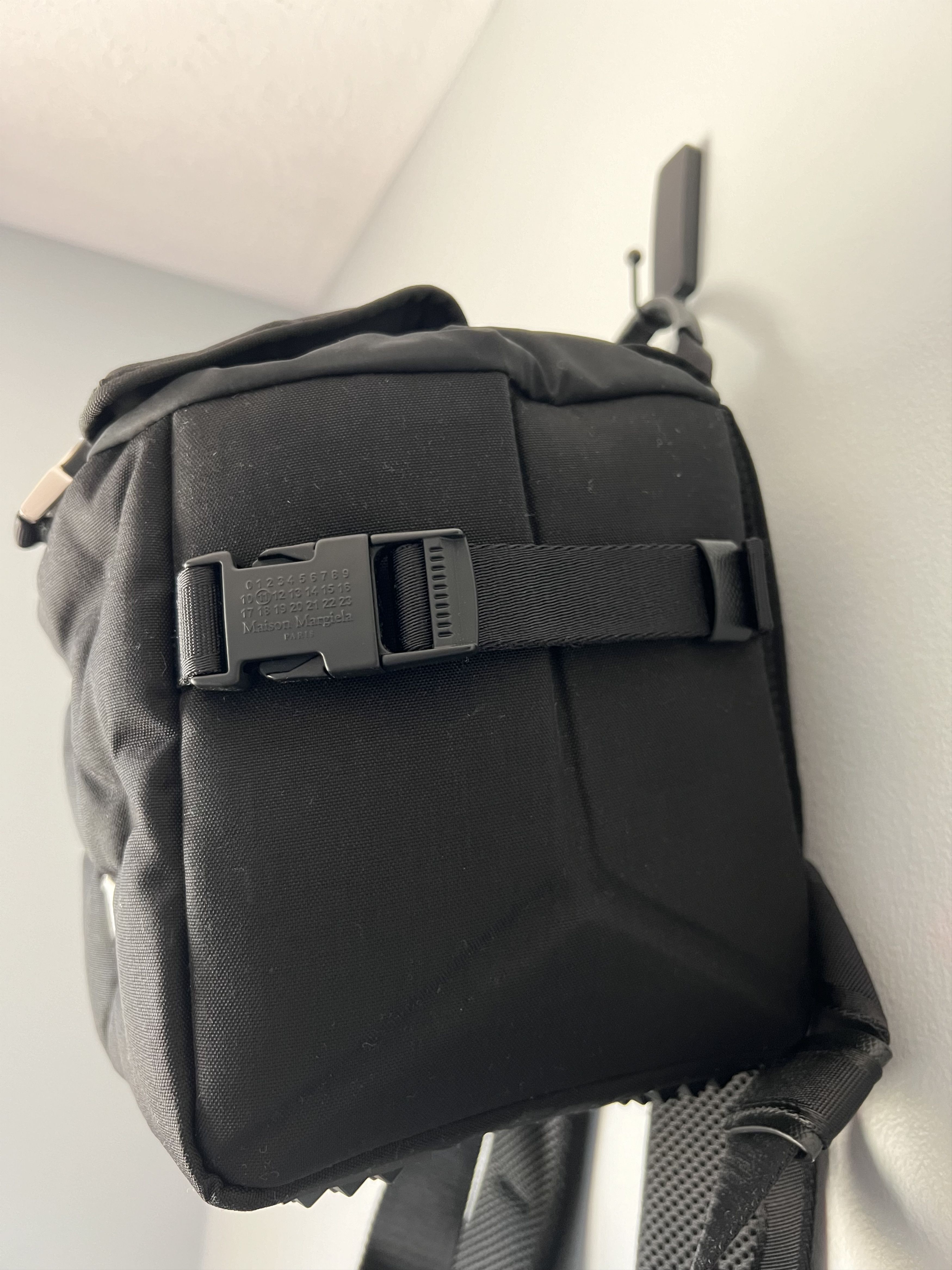 Maison Margiela Maison Margiela Glam Slam Backpack in Black Size ONE SIZE - 4 Thumbnail