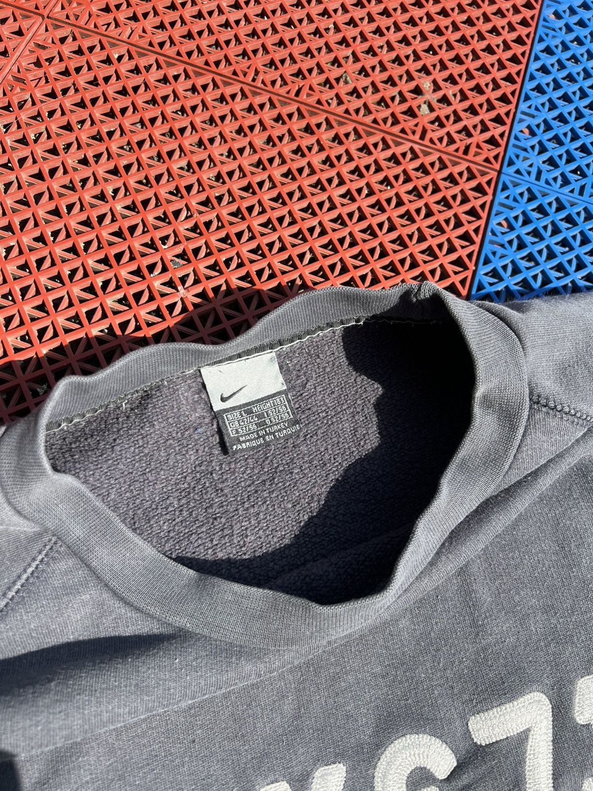 Nike Nike Spellout Sweater Gray Vintage Size US L / EU 52-54 / 3 - 4 Thumbnail