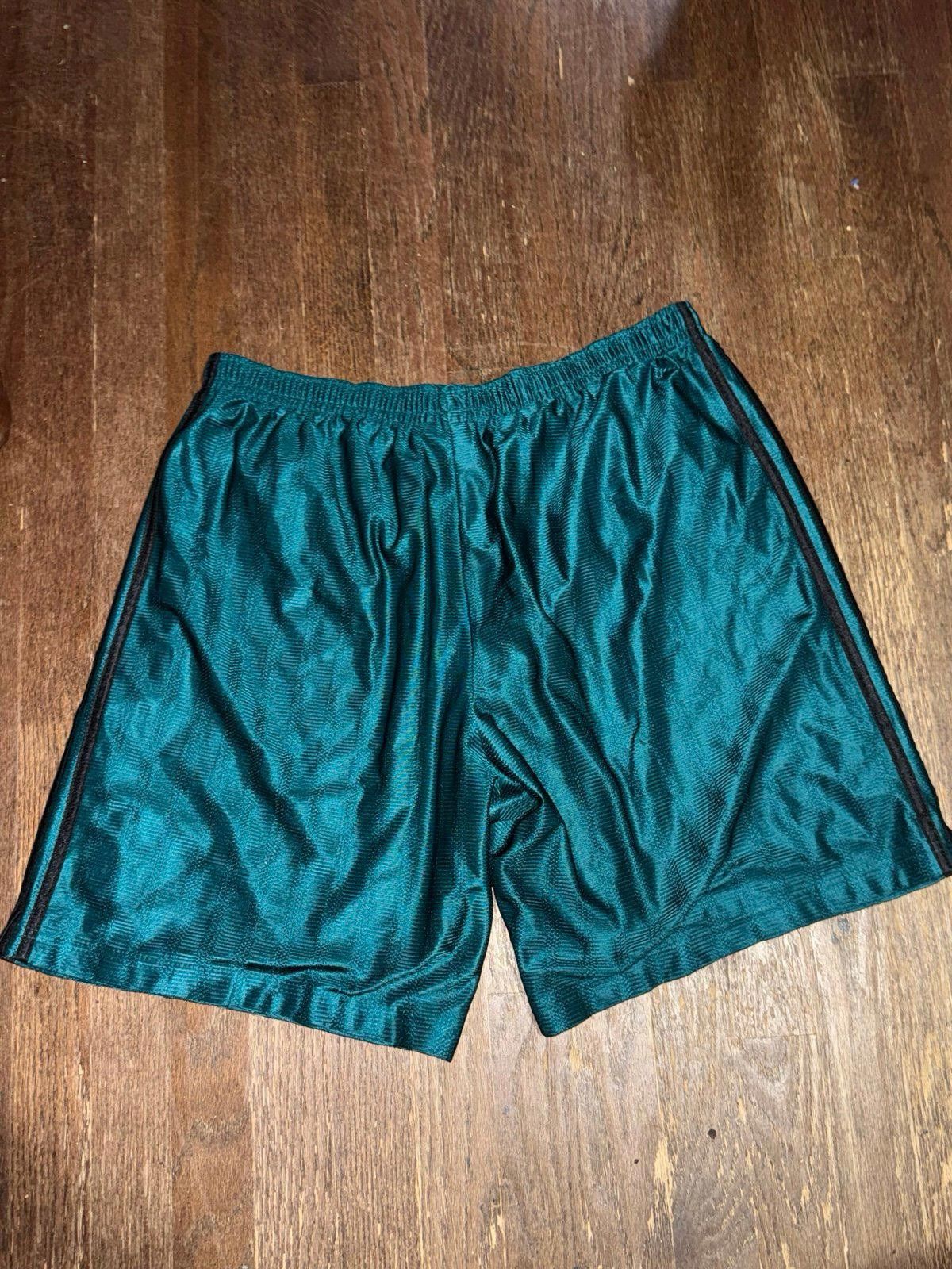 Adidas Adidas Super Rare Dazzle Shiny Cyan Shorts Sz XL Mens Hoops Size US 36 / EU 52 - 5 Thumbnail