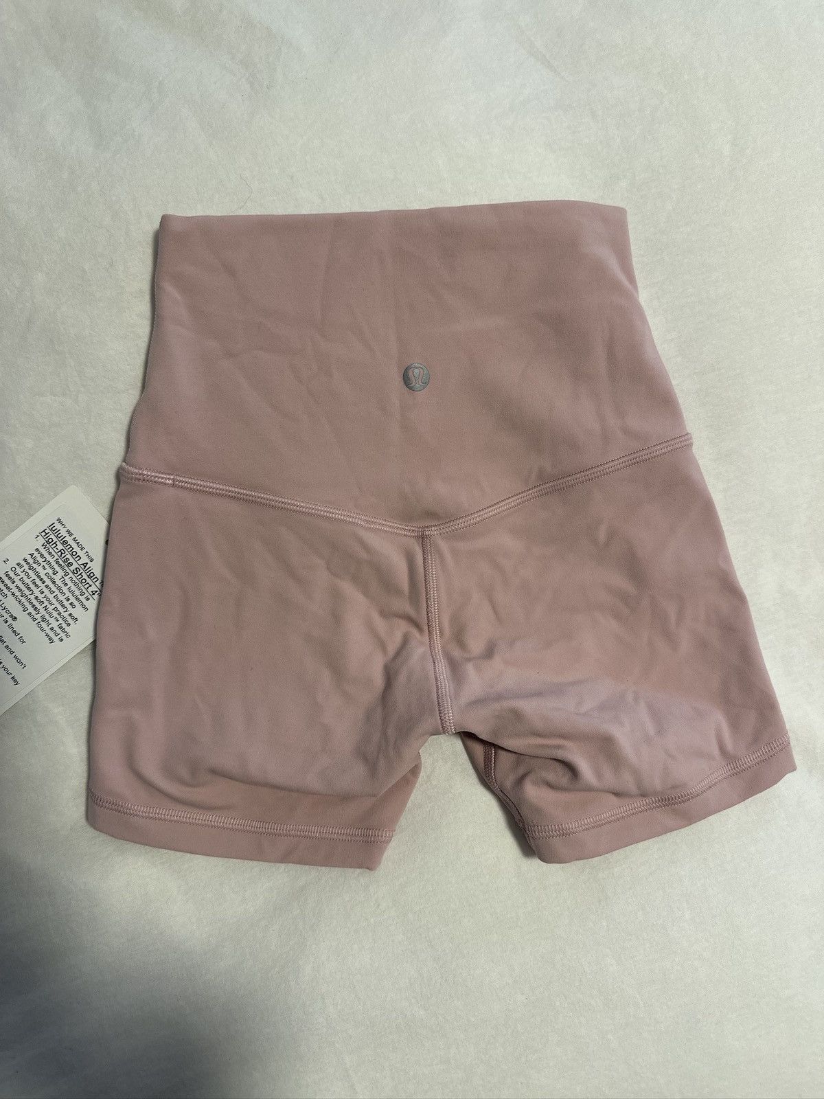 Lululemon Brand New Lulu Lemon high rise short 4’’ Size 25" / US 0 / IT 36 - 4 Thumbnail