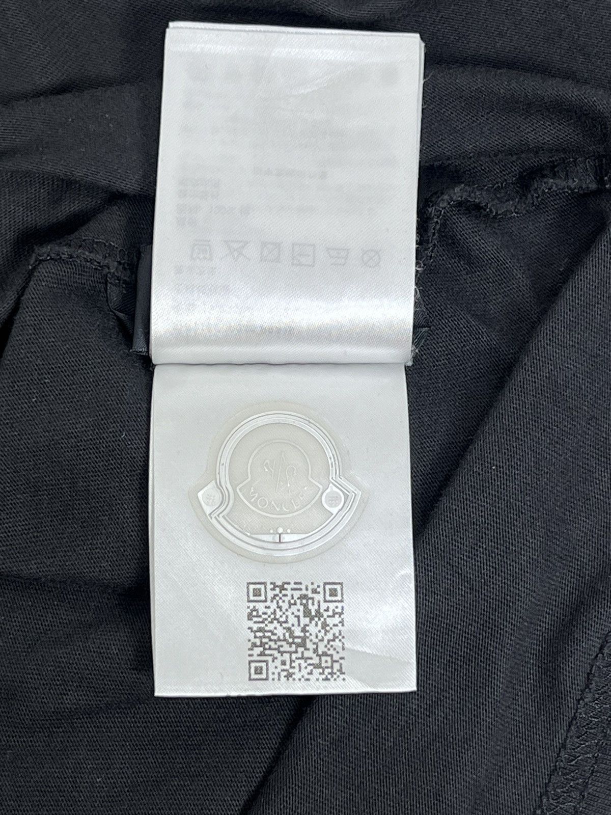 Moncler Moncler Black Graphic Print Crew Neck Short Sleeve Size US L / EU 52-54 / 3 - 8 Thumbnail