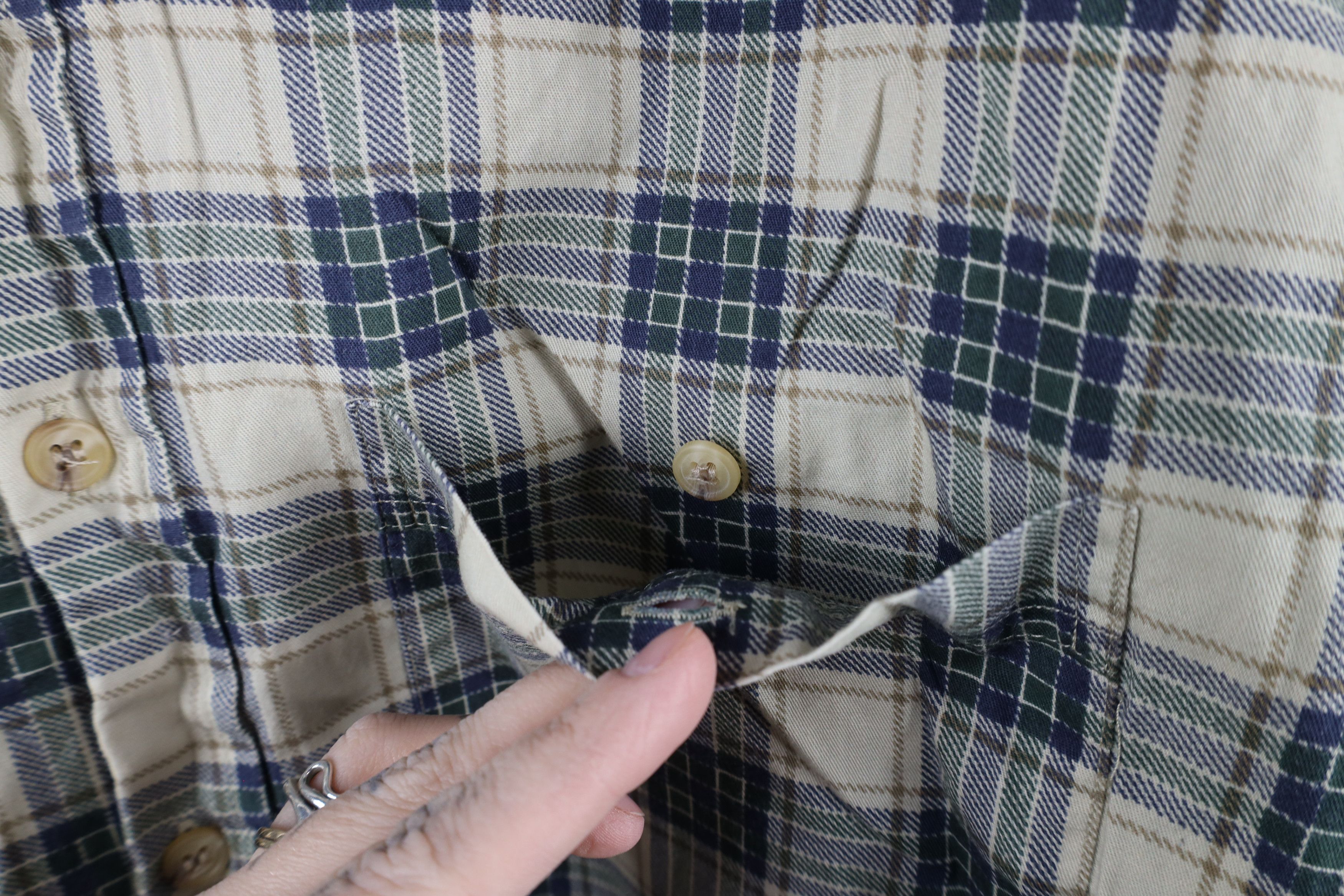 Vintage Vintage 90s Streetwear Baggy Short Sleeve Button Down Shirt Size US L / EU 52-54 / 3 - 5 Thumbnail