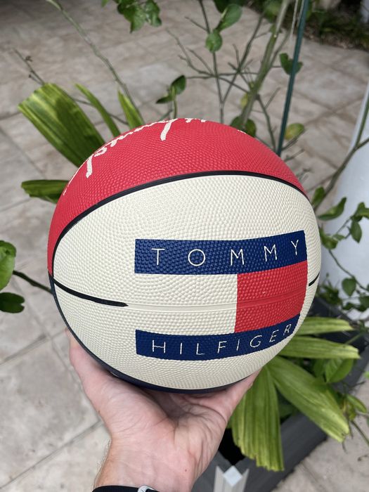 Tommy best sale hilfiger basketball