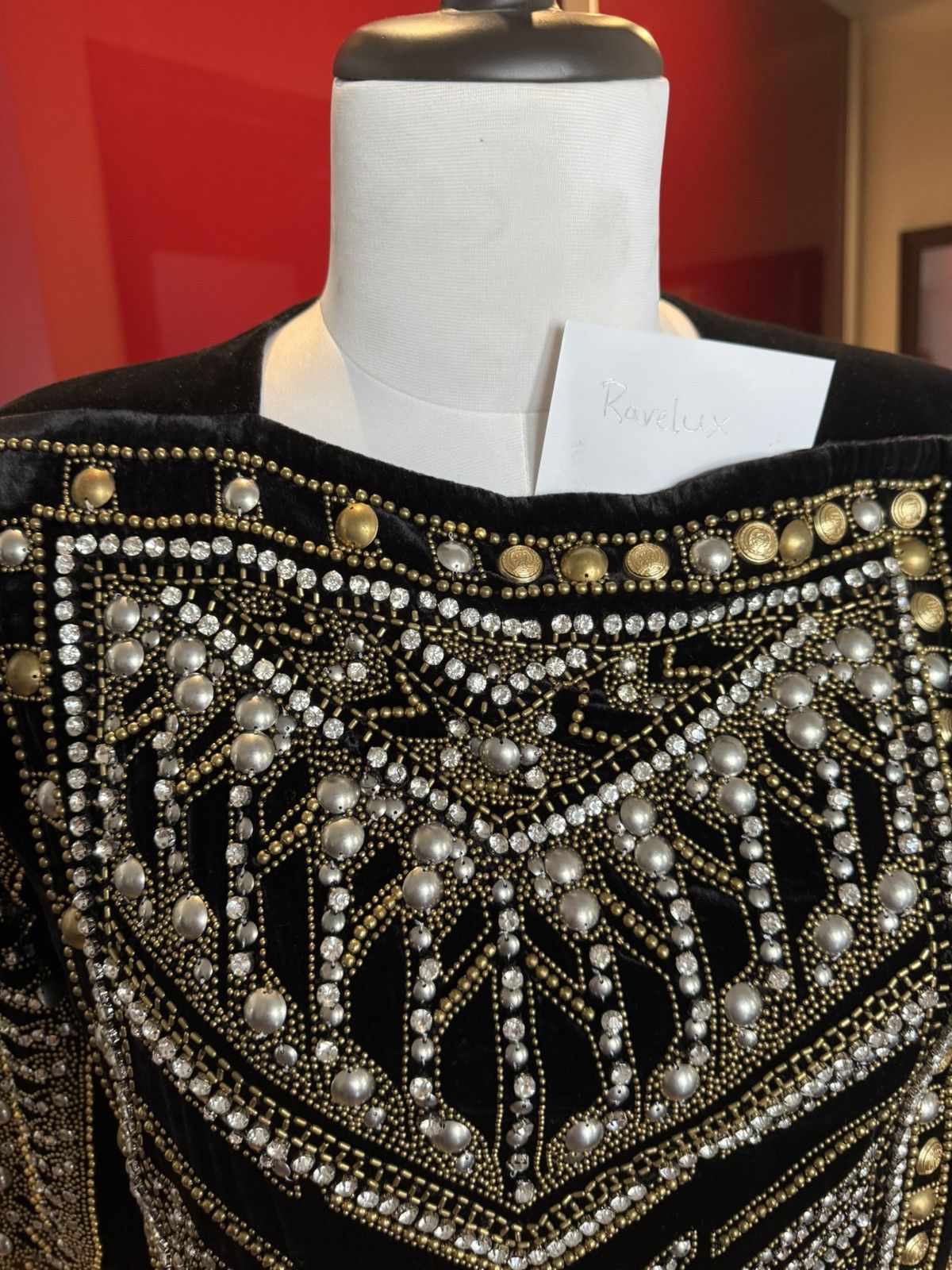Balmain H&M Balmain Velvet Pearl Beaded Jacket Brand New Size M / US 6-8 / IT 42-44 - 2 Thumbnail
