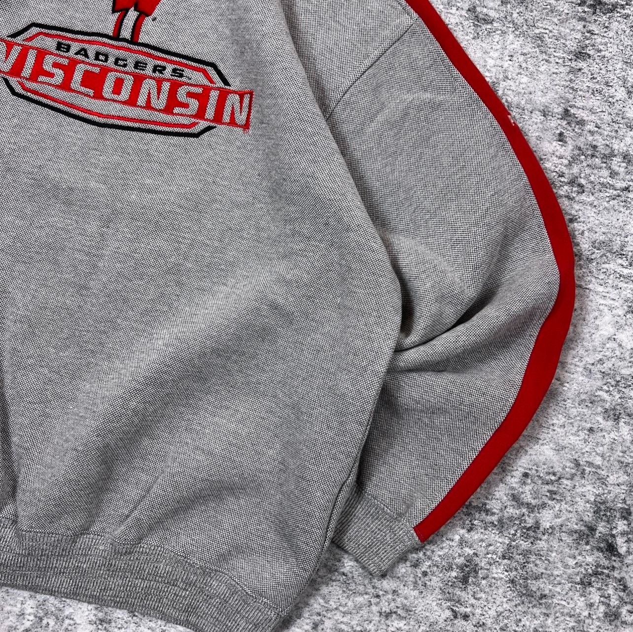 Puma × Vintage Vintage Wisconsin Badgers Waffle Knit Crewneck Sweatshirt Size US XL / EU 56 / 4 - 3 Thumbnail