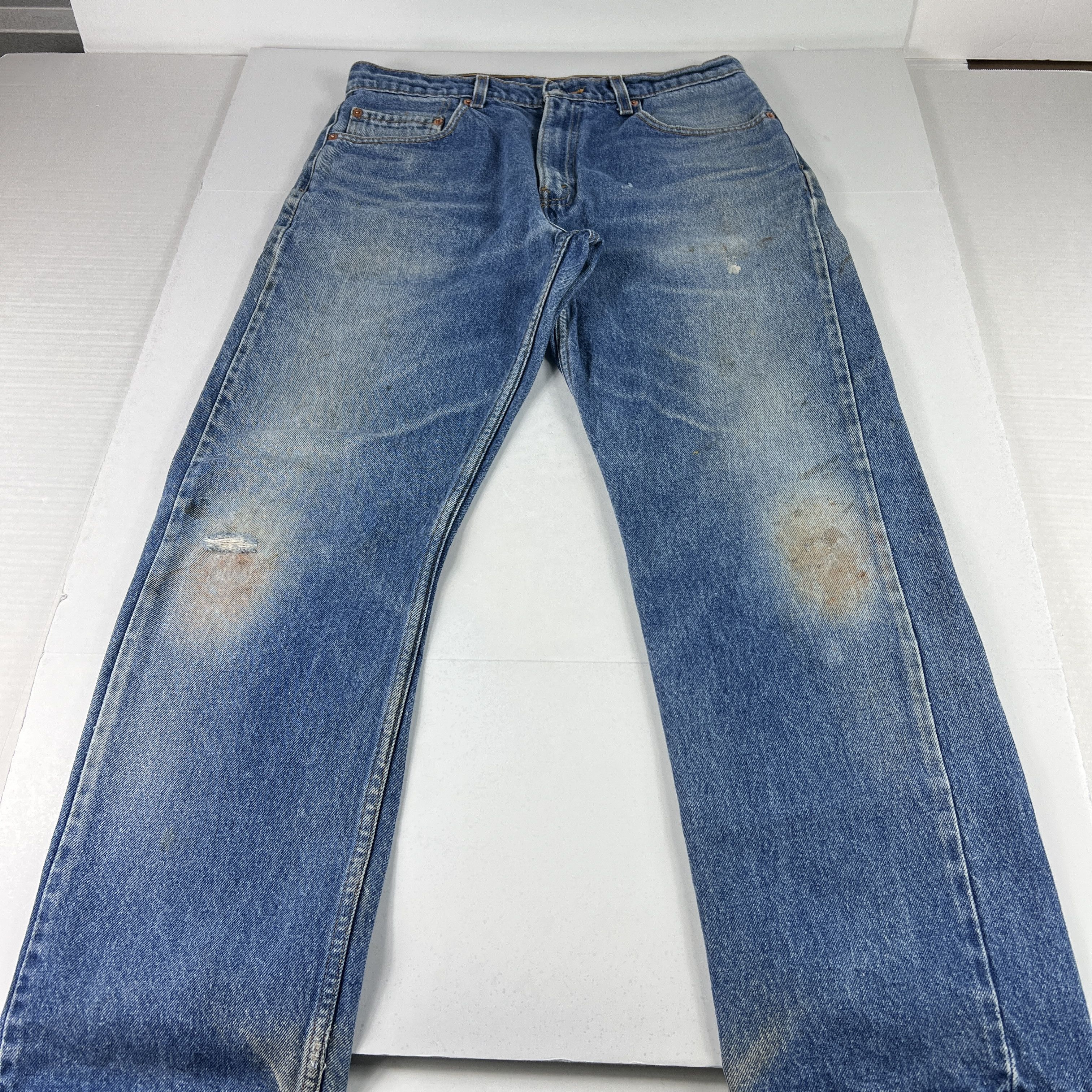 Levi's × Vintage VTG 90s Levi's Jeans 505 Straight Blue Thrashed Cotton Denim Size US 33 - 1 Thumbnail