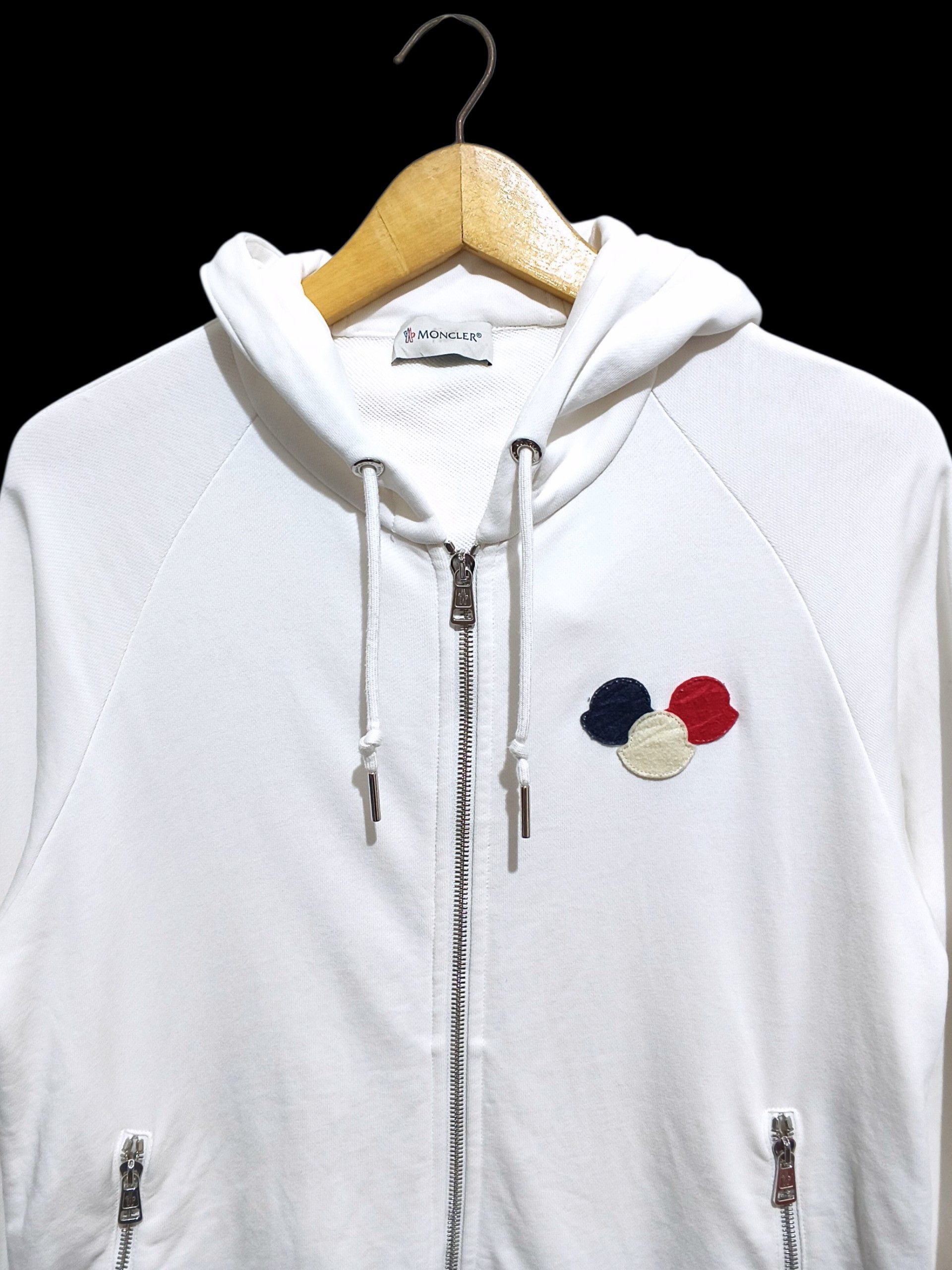 Moncler Moncler Quiet Luxury logo patch zip up hoodie Size US L / EU 52-54 / 3 - 3 Thumbnail