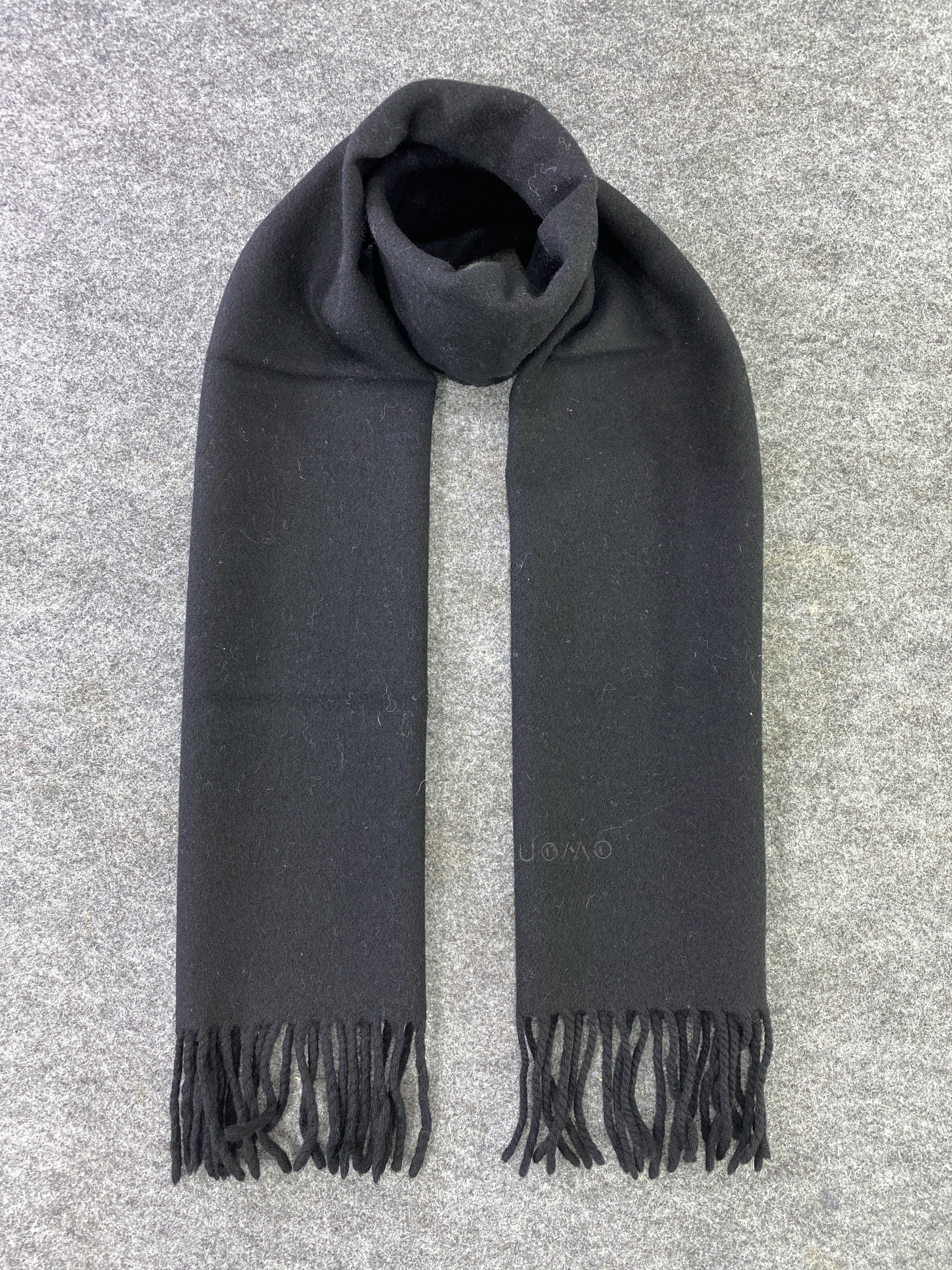 Krizia Uomo Scarf / Muffler / Neckwear - T606