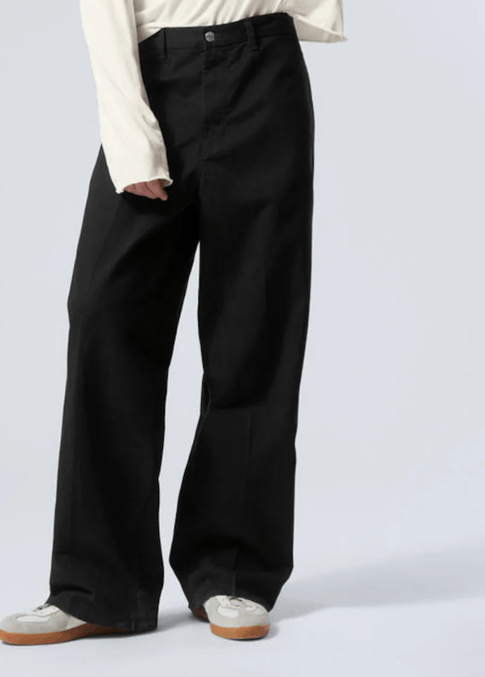 Weekday Astro loose trousers Size US 32 / EU 48 - 1 Thumbnail