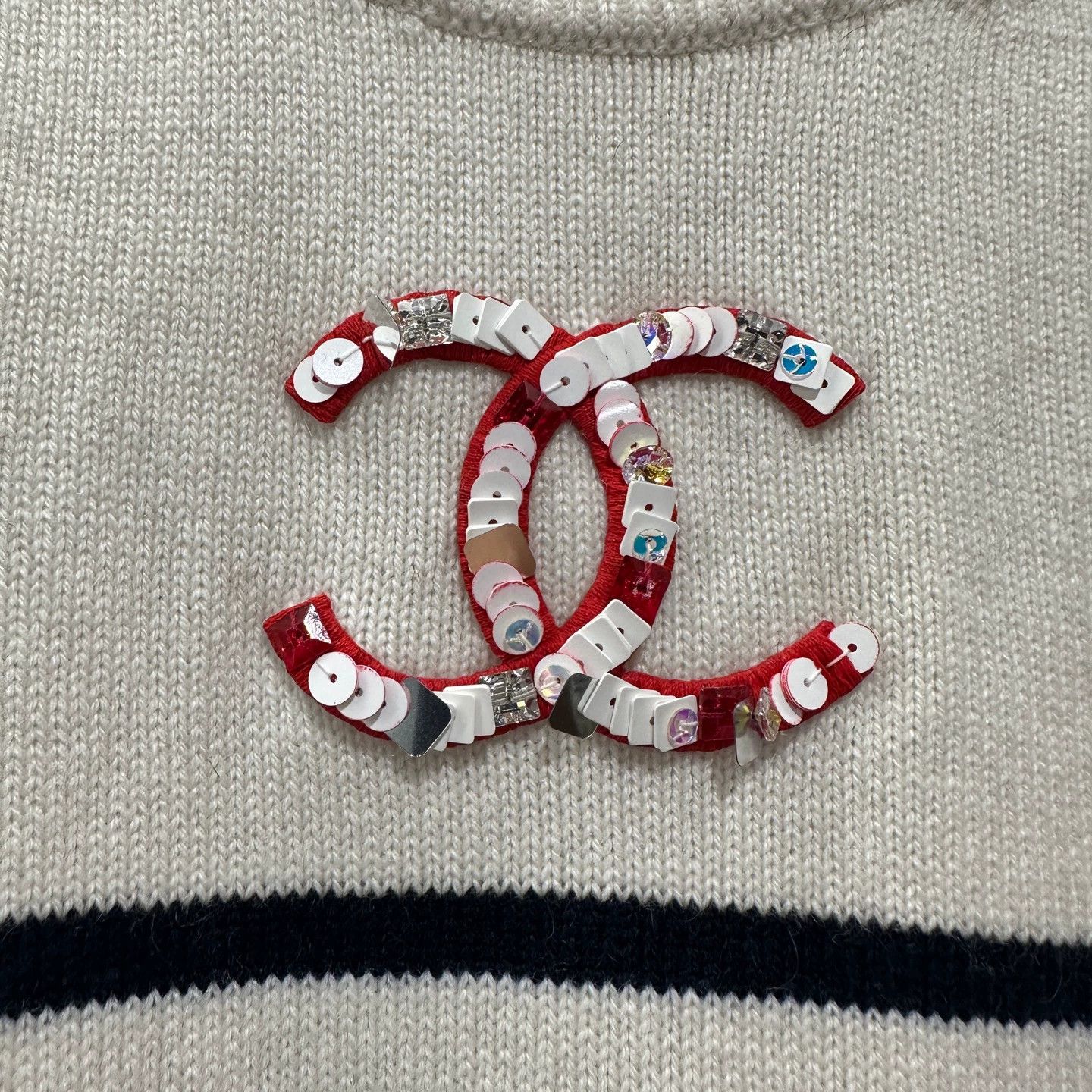 Chanel Chanel 23C Striped Sequin Logo Cashmere Sweater 42 Size M / US 6-8 / IT 42-44 - 6 Thumbnail