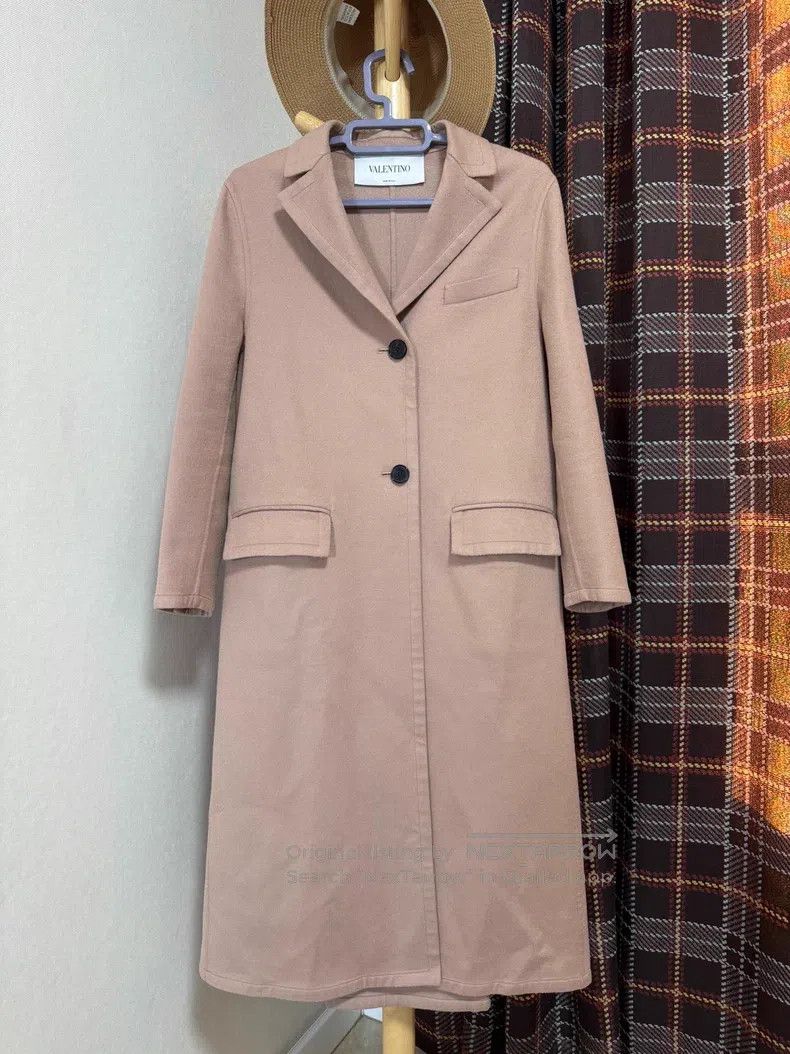 Valentino Valentino Cashmere coat Size S / US 4 / IT 40 - 1 Thumbnail