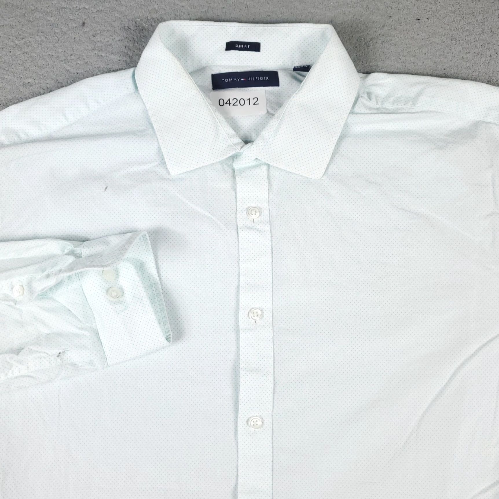 Tommy Hilfiger Tommy Hilfiger Shirt Mens XL White Blue Casual Button-Up Long Sleeve - Cotton, Regular Fit, Vintage? No - Preppy Classic Logo Shirt Mens XL Blue Size US XL / EU 56 / 4 - 2 Thumbnail