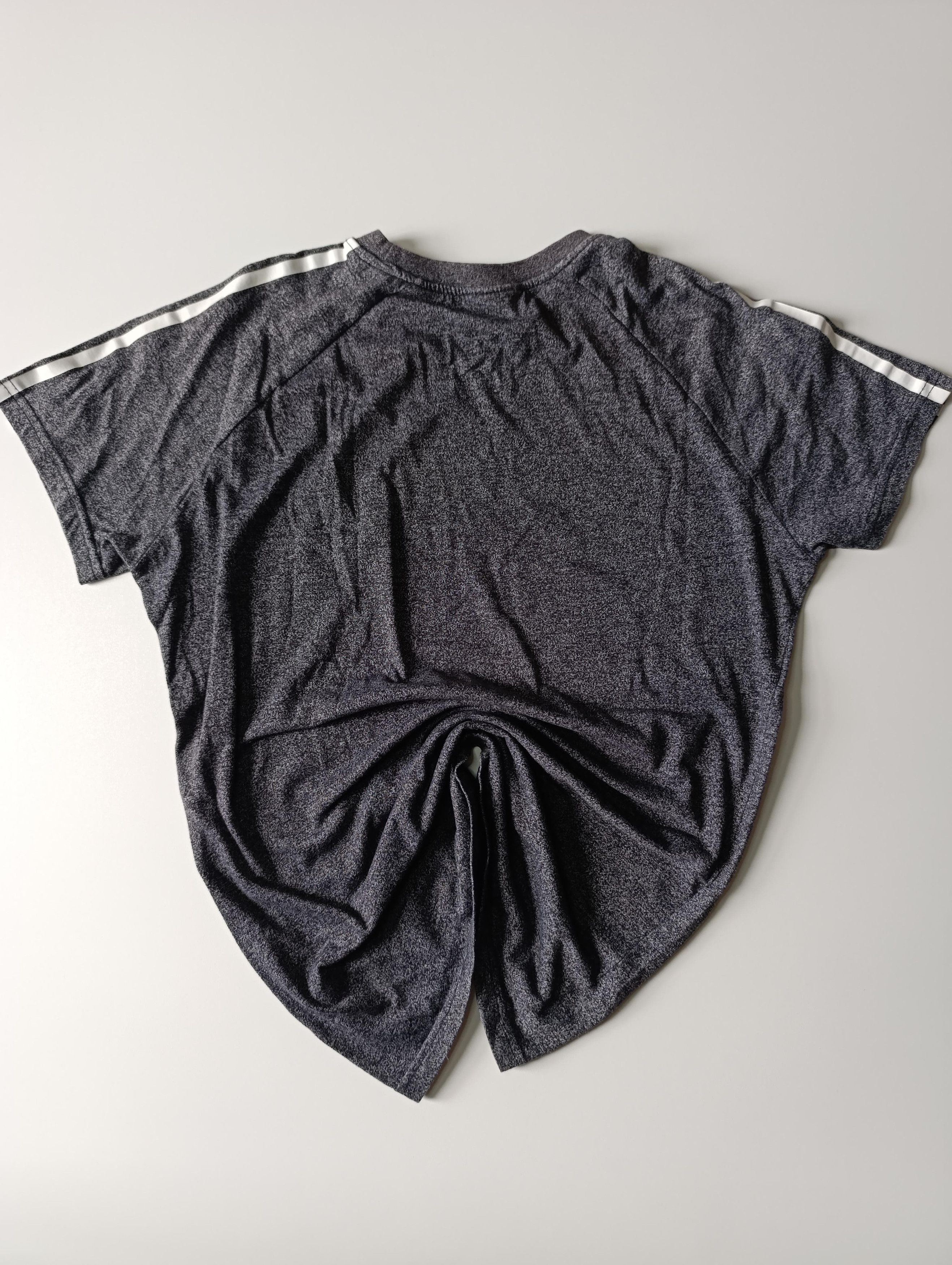 Adidas Adidas Vintage T-Shirt | Classic Logo | Size M | Grey Size US M / EU 48-50 / 2 - 5 Thumbnail