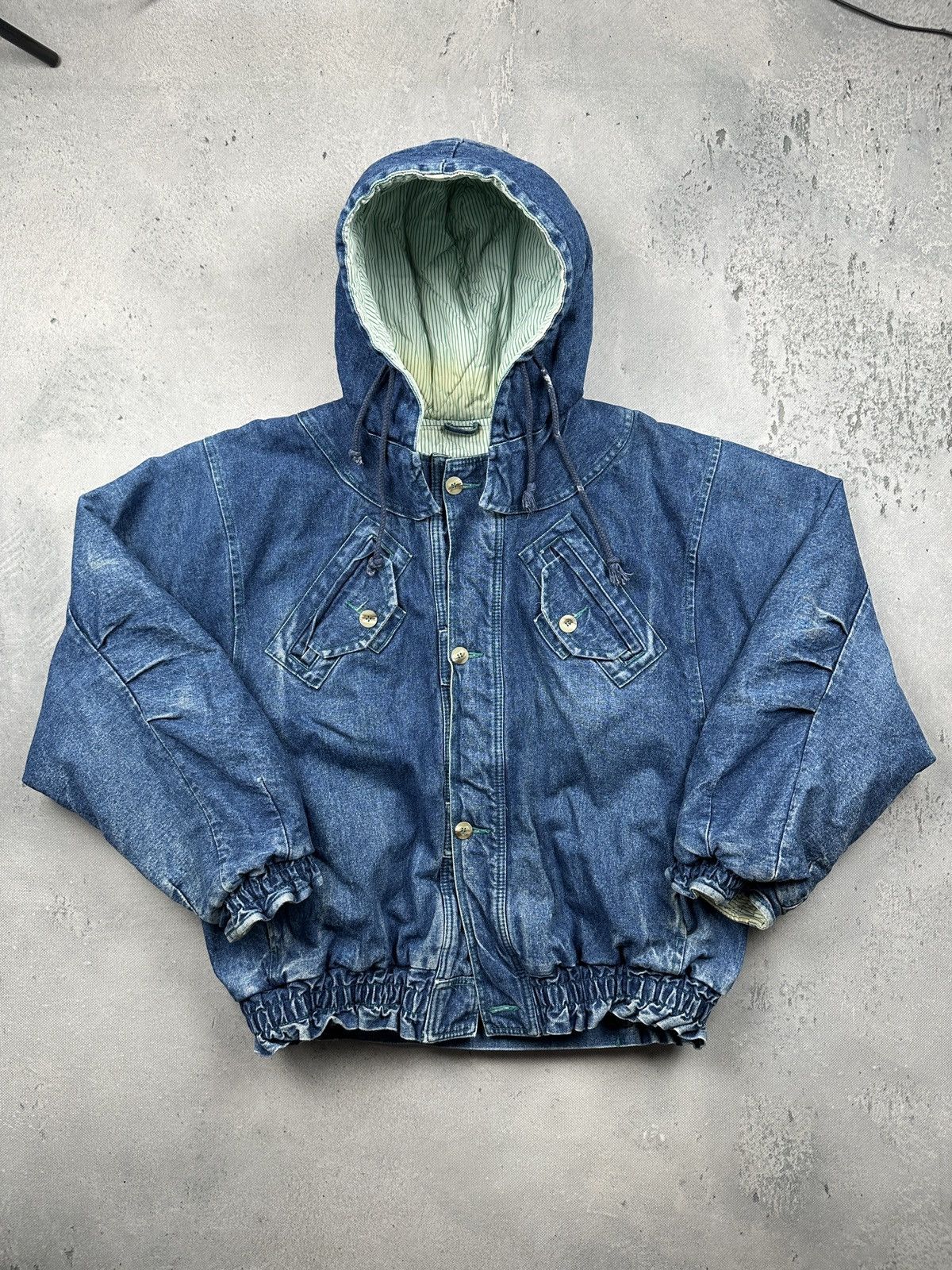 Wrangler Vintage Wrangler Denim Hooded Jacket Quilted Lined Workwear Size US XL / EU 56 / 4 - 1 Thumbnail