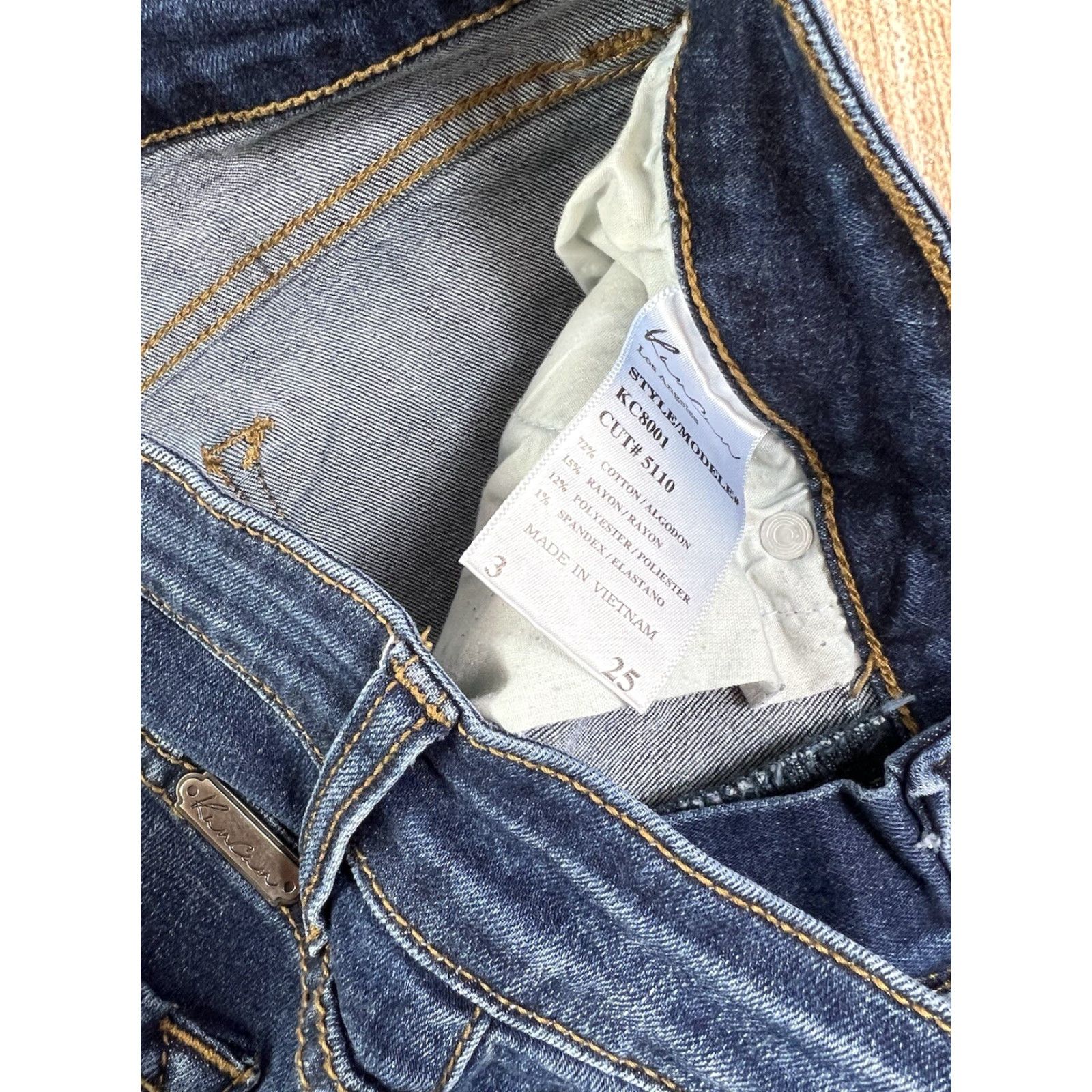 Vintage KanCan Jeans Skinny Denim Women 3 / 25 Dark Wash Blue Denim Narrow Fit Regular Size 3 Women Mens Girls Size 26" / US 2 / IT 38 - 7 Thumbnail