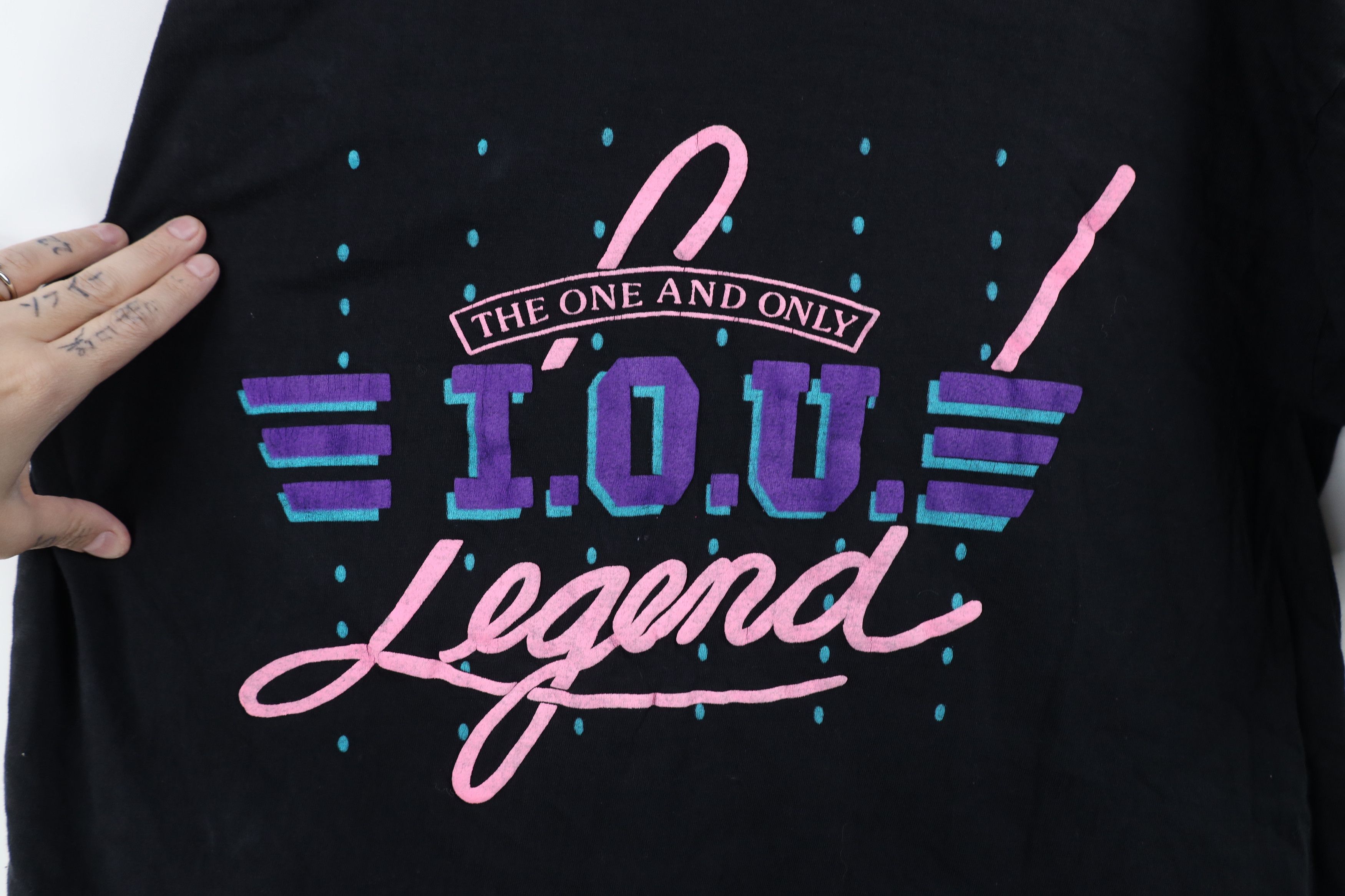 Vintage Vintage 90s IOU Skateboarding Spell Out Legend T-Shirt Black Size US L / EU 52-54 / 3 - 4 Thumbnail