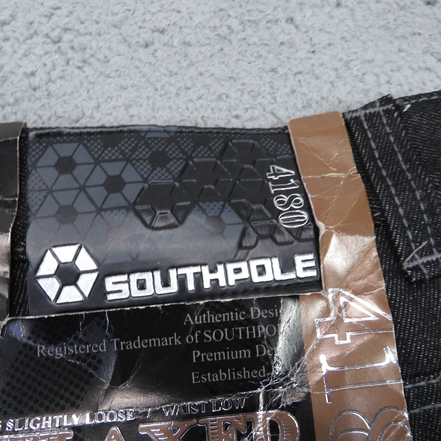 Southpole VINTAGE Southpole Baggy Jeans Mens 38 Y2K Black Grunge Skater Wide 10" Leg Opening Pipes 5-Pocket Denim Jeans Mens Black 90s USA Hip Hop Shoes? Size US 38 / EU 54 - 6 Thumbnail